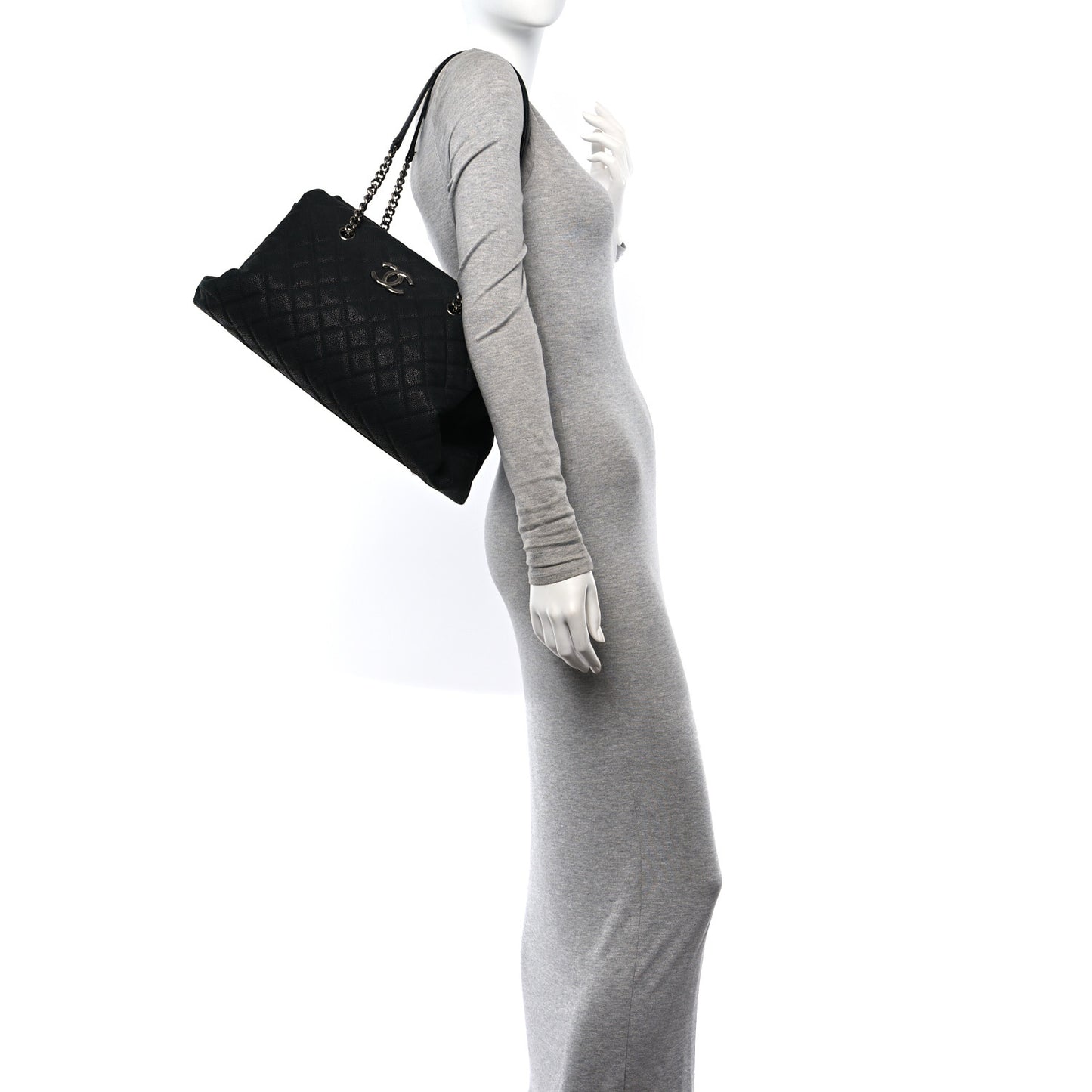 Iridescent Caviar Quilted Lady Pearly Tote Black