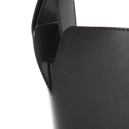 Burberry Supple Calfskin Medium Bucket Black 10 of 11