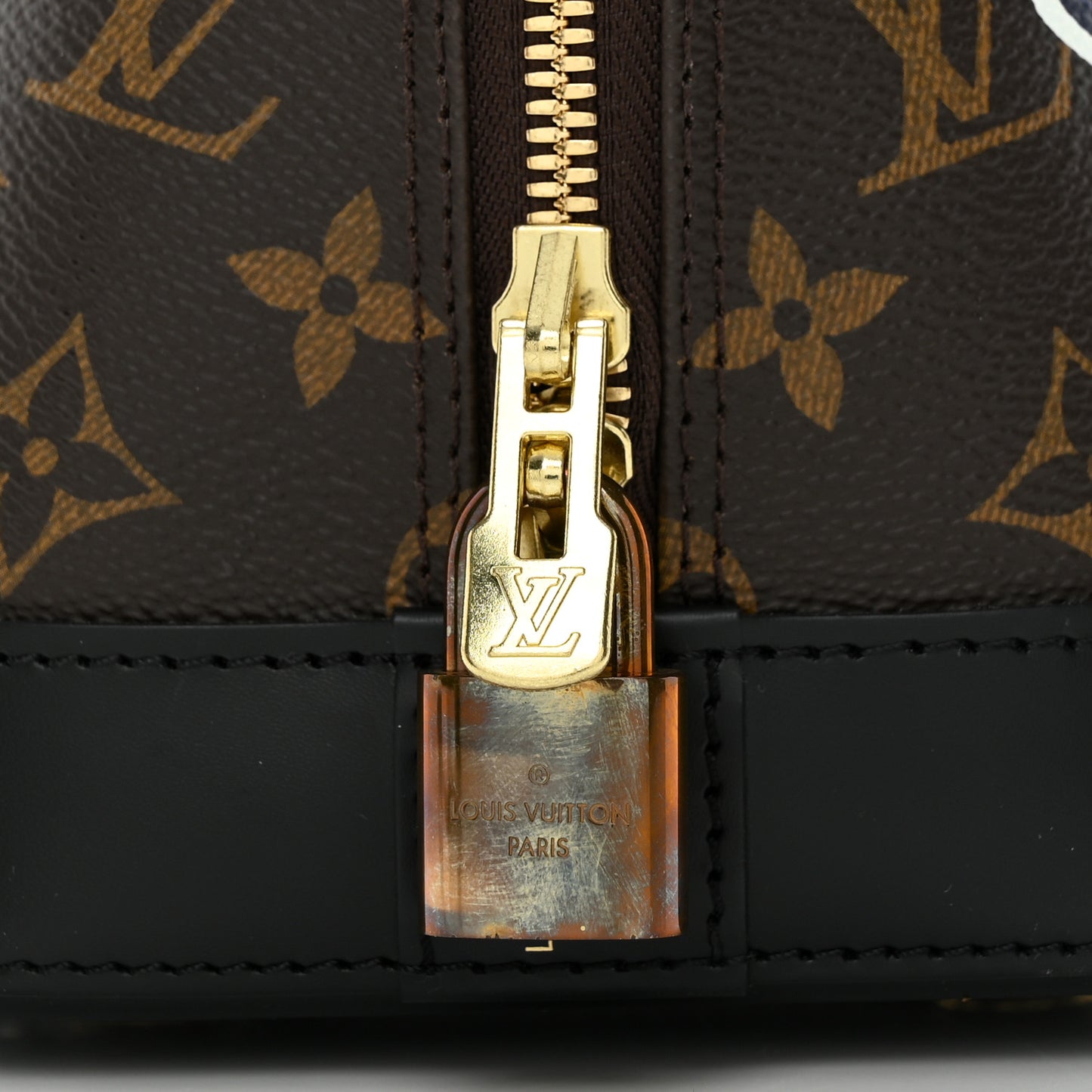 Monogram World Tour Alma PM