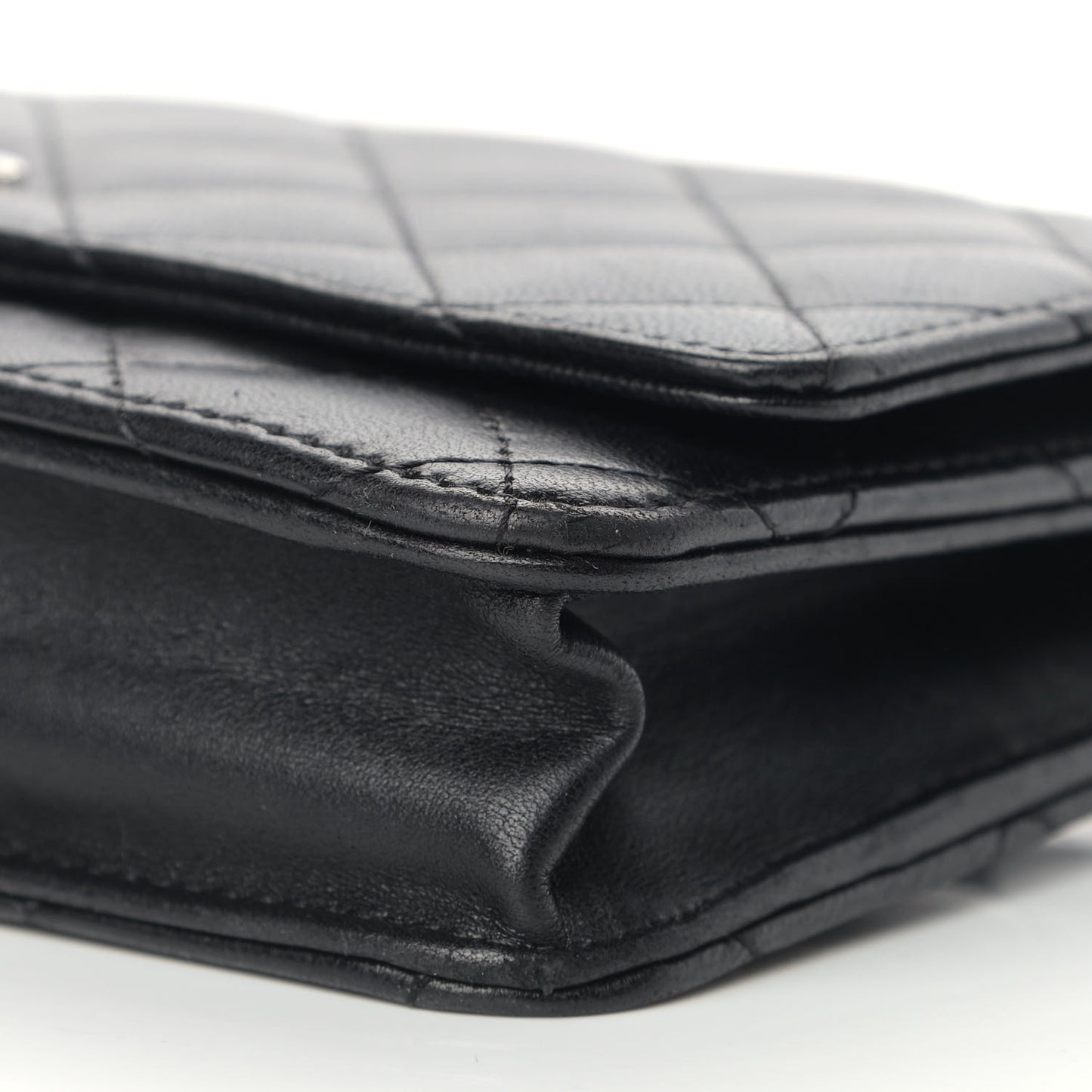 Lambskin Quilted Wallet On Chain WOC Black
