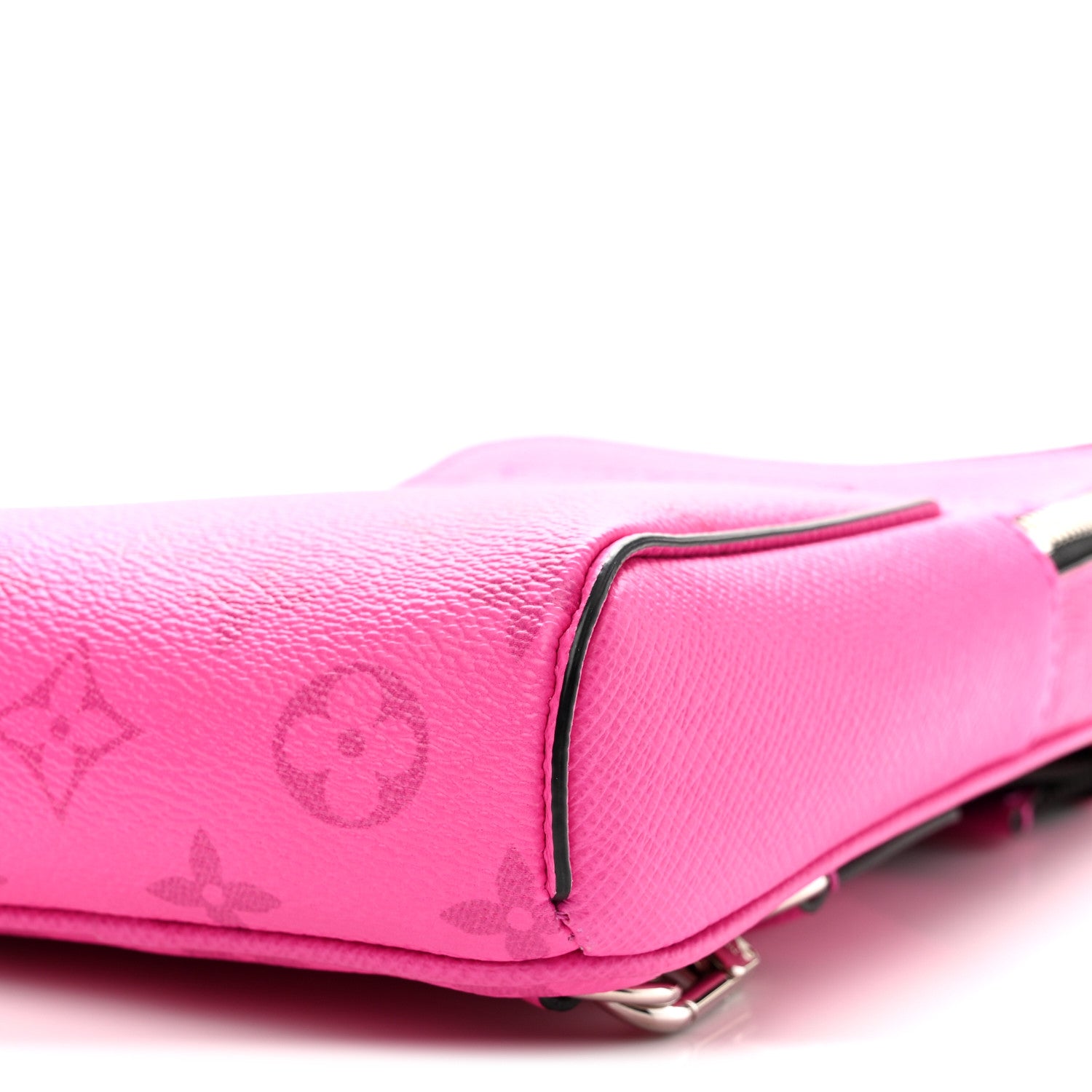 Louis Vuitton Taigarama Outdoor Slingbag Fuchsia 9 of 9