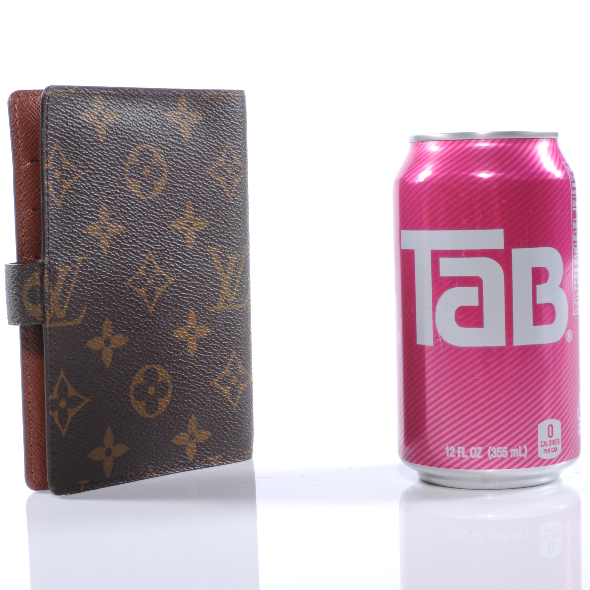 Louis Vuitton Monogram Small Ring Agenda 2 of 7