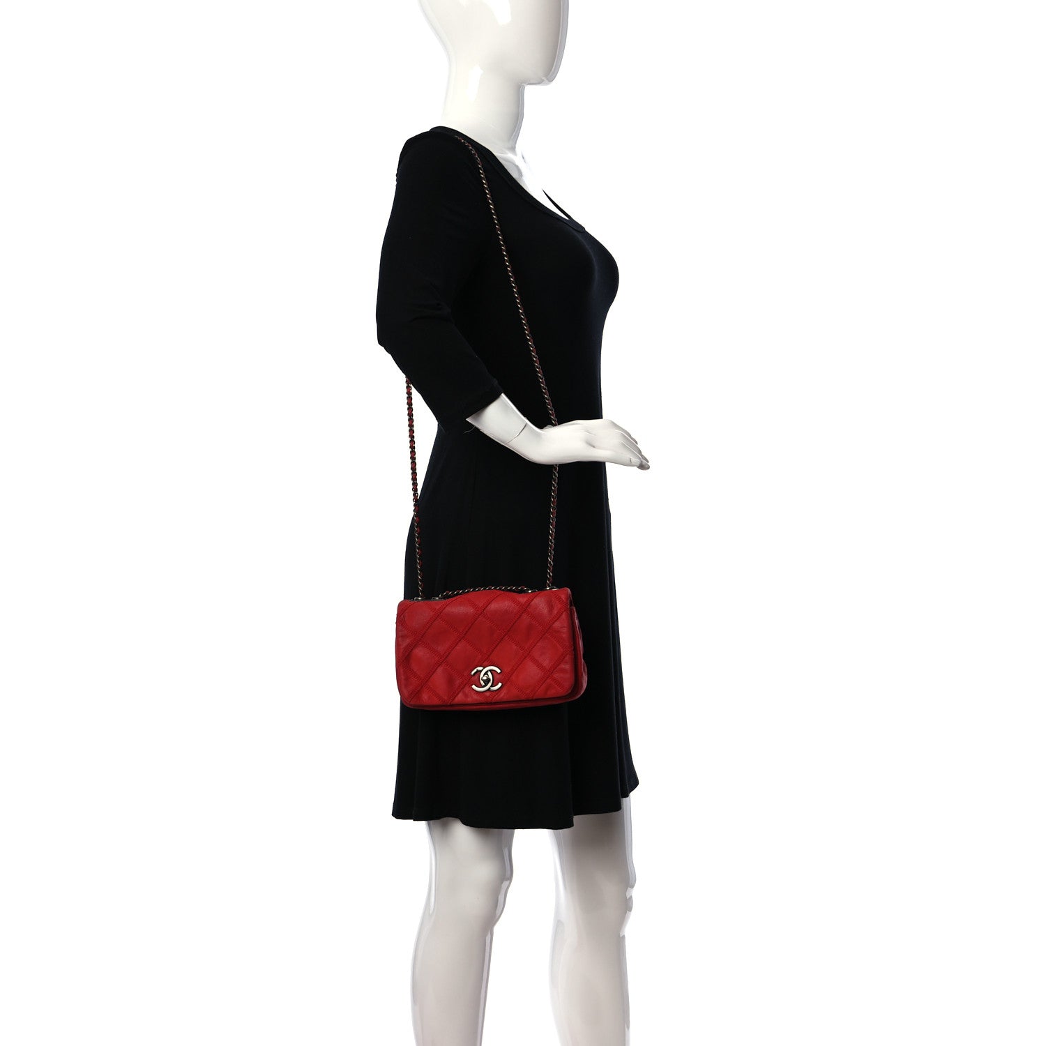 Chanel Iridescent Calfskin Diamond Stitch Small Flap Red 2 of 20