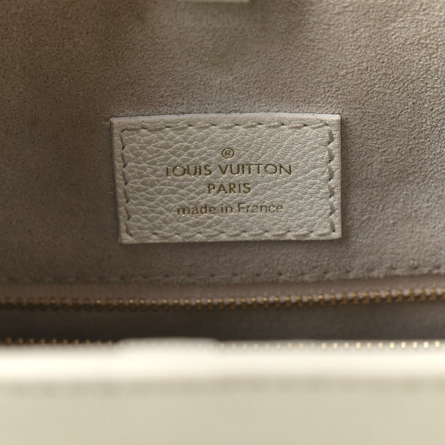 Soft Calfskin Lockme Tote PM White