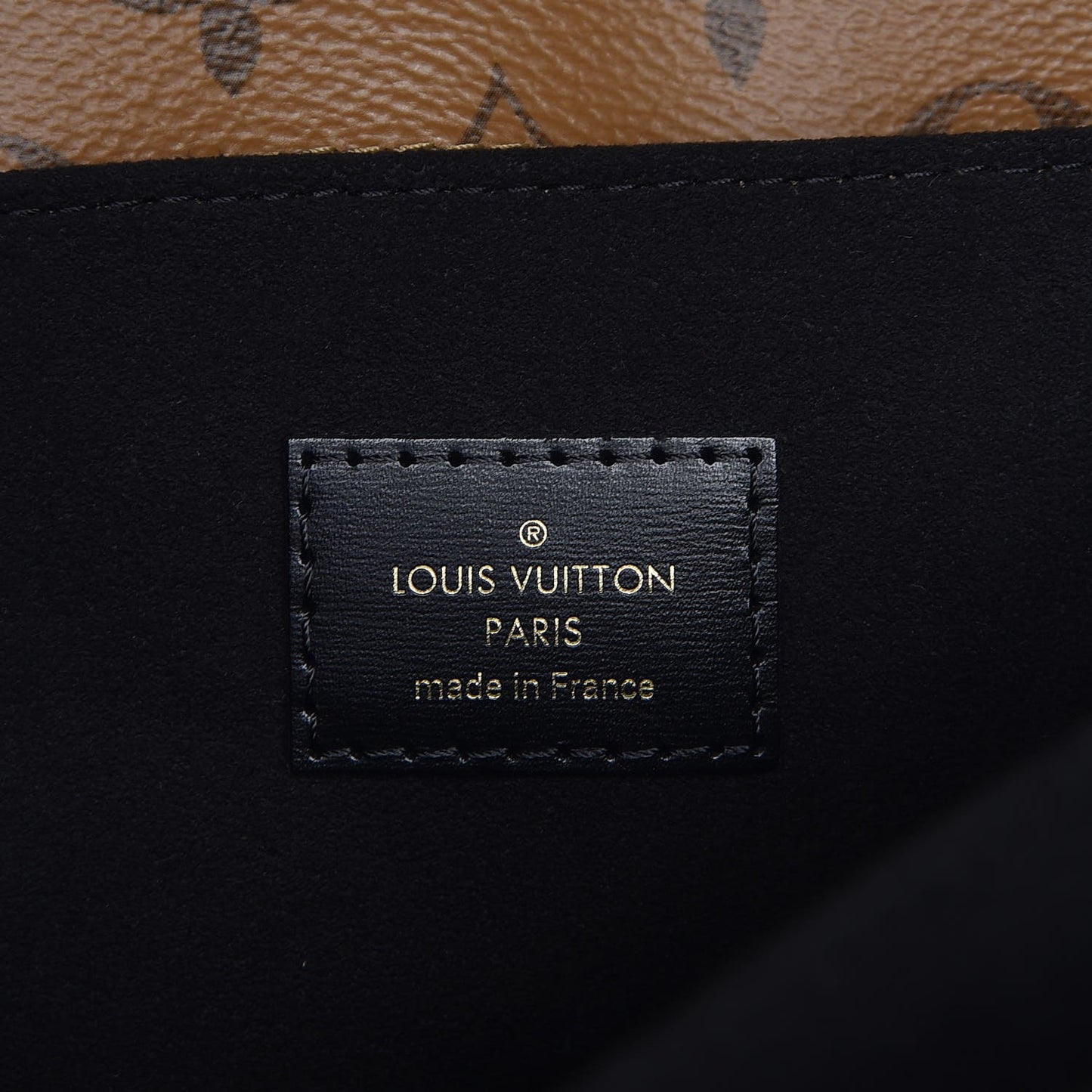 Reverse Monogram Pochette Metis