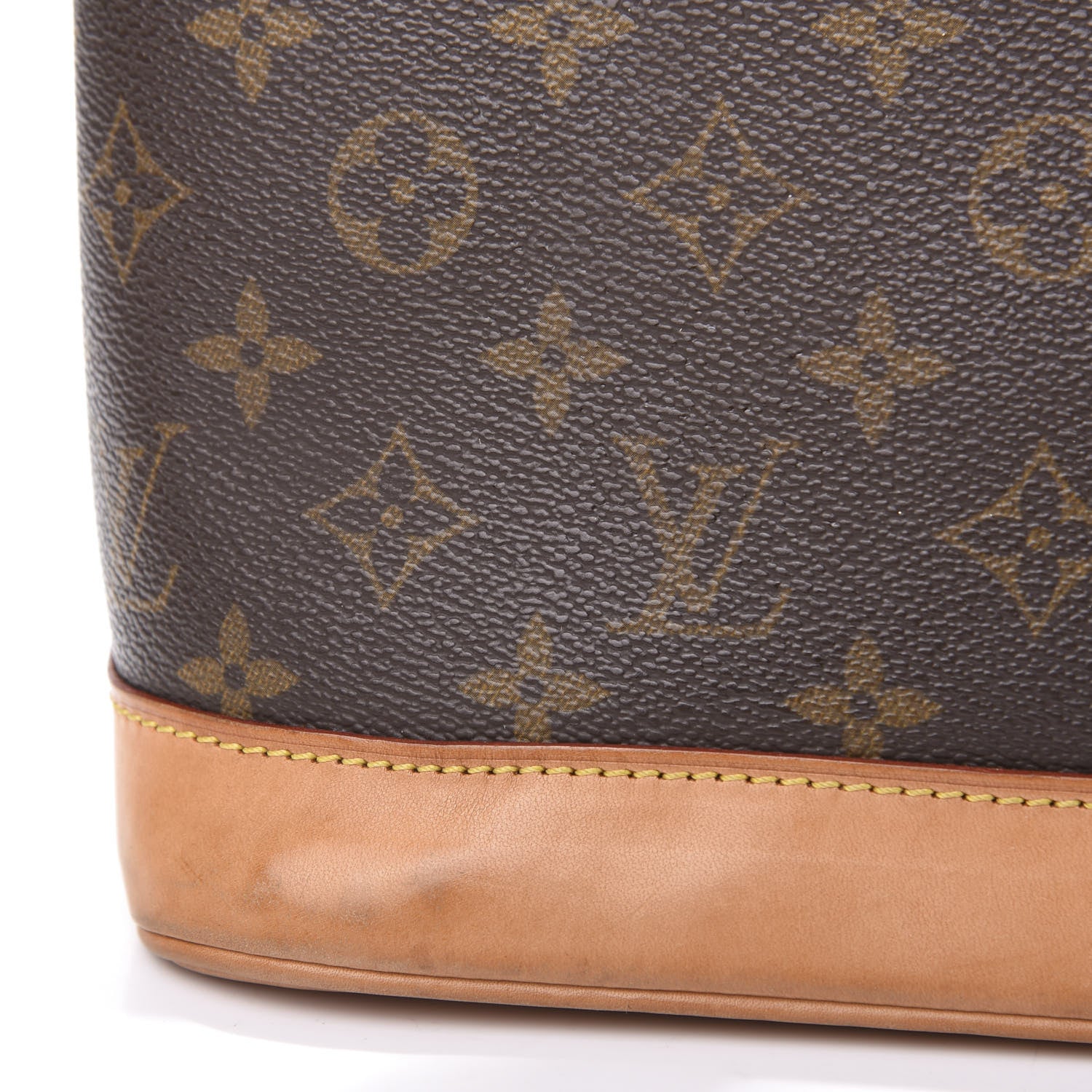 Louis Vuitton Monogram Alma PM 13 of 15