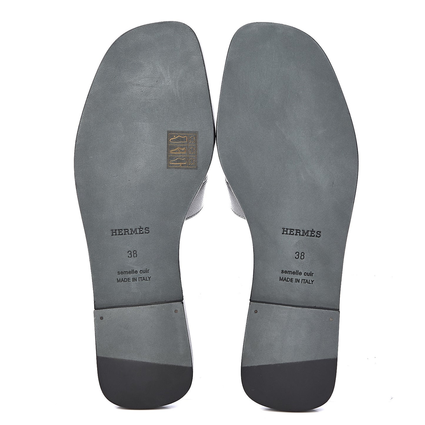 Metallic Epsom Oran Sandals 38 Argent