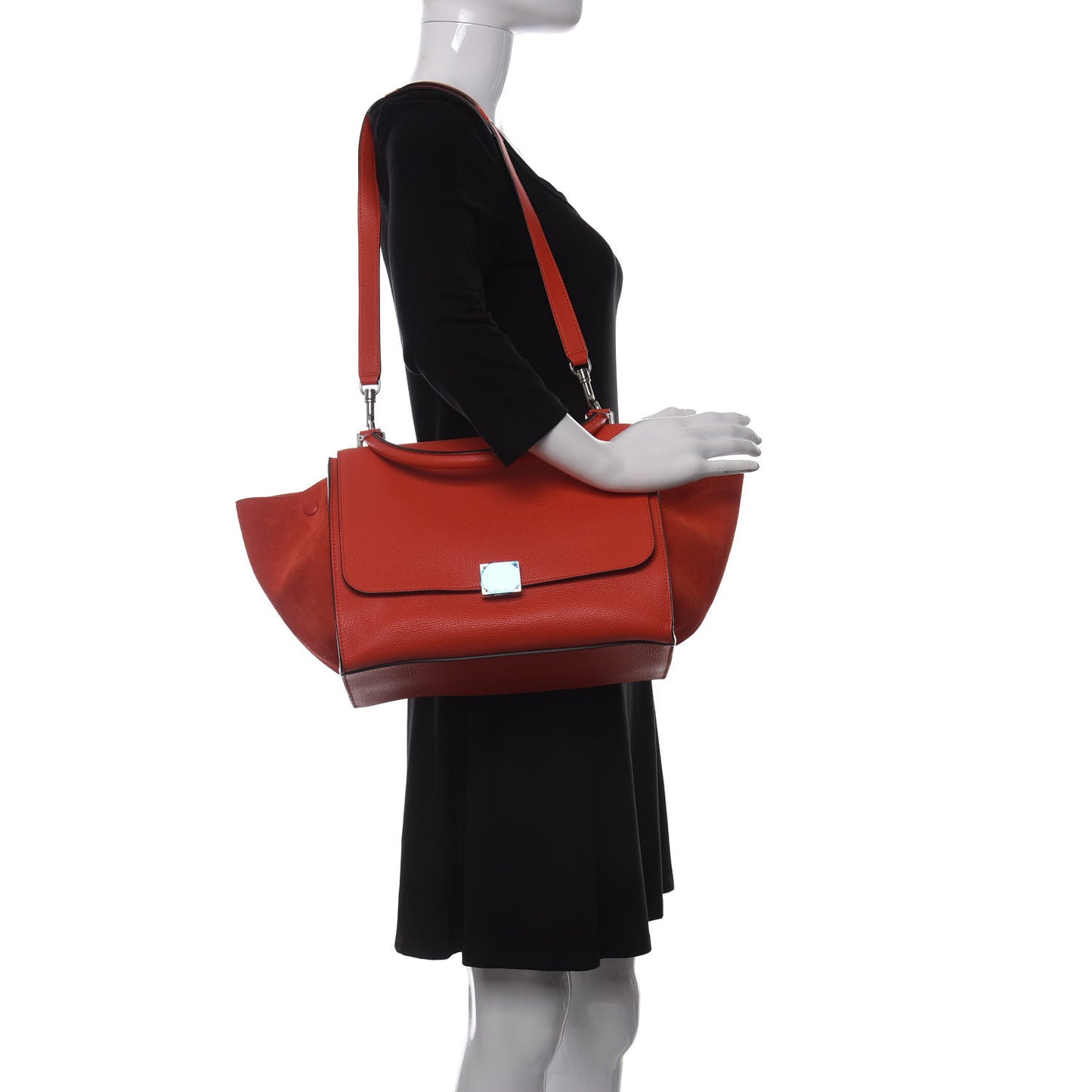 Drummed Calfskin Suede Medium Trapeze Coquelicot
