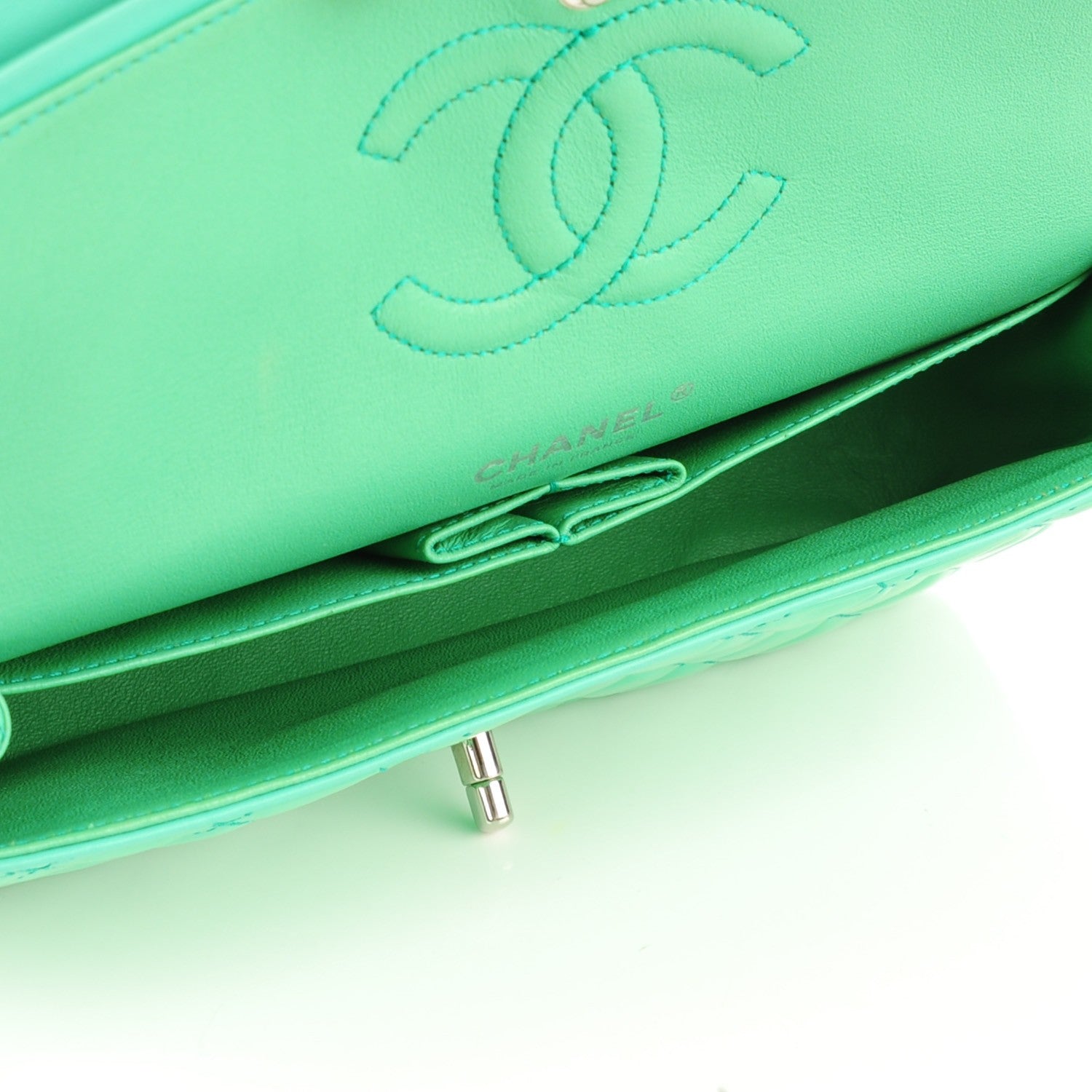 Chanel Patent Quilted Medium Double Flap Green 5 of 8