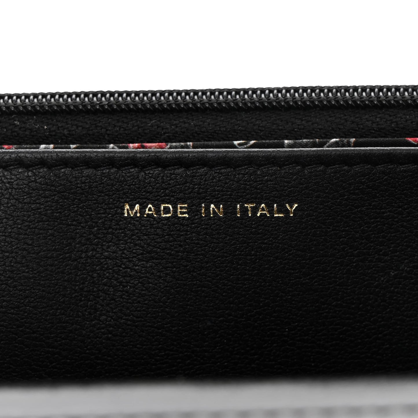 Shiny Calfskin Quilted Wallet On Chain WOC Black