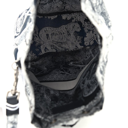 Christian Dior Technical Fabric Embroidered Toile De Jouy Sauvage DiorTravel Pouch Blue 4 of 8