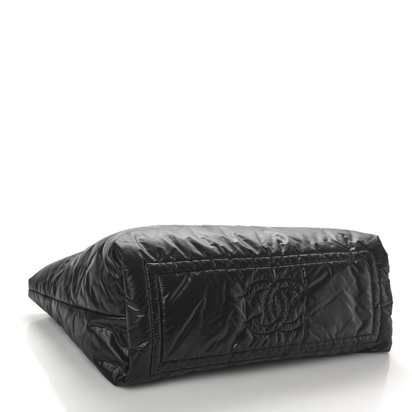 Nylon Quilted Coco Cocoon Reversible Tote Black