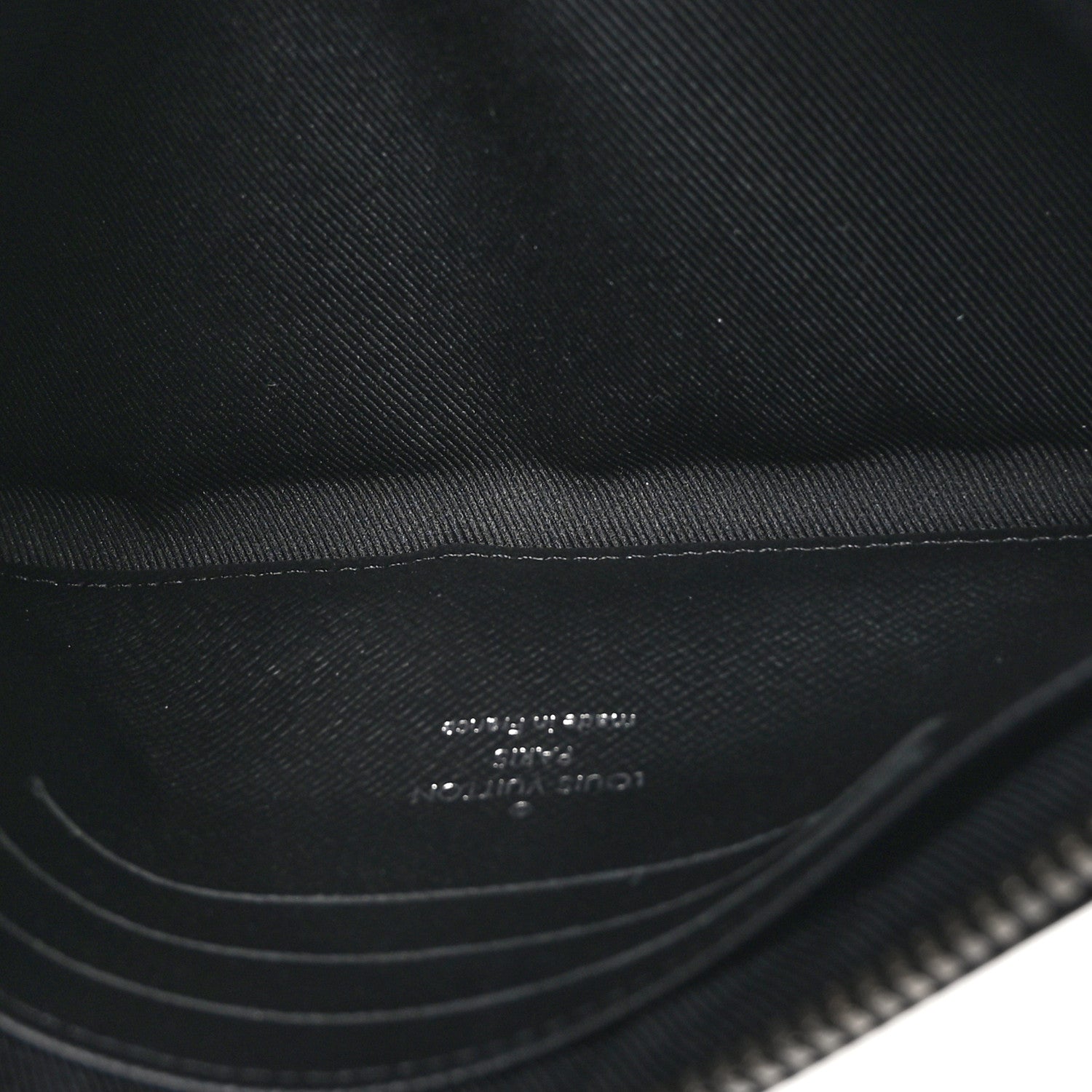 Louis Vuitton Monogram Eclipse Discovery Pochette 6 of 8
