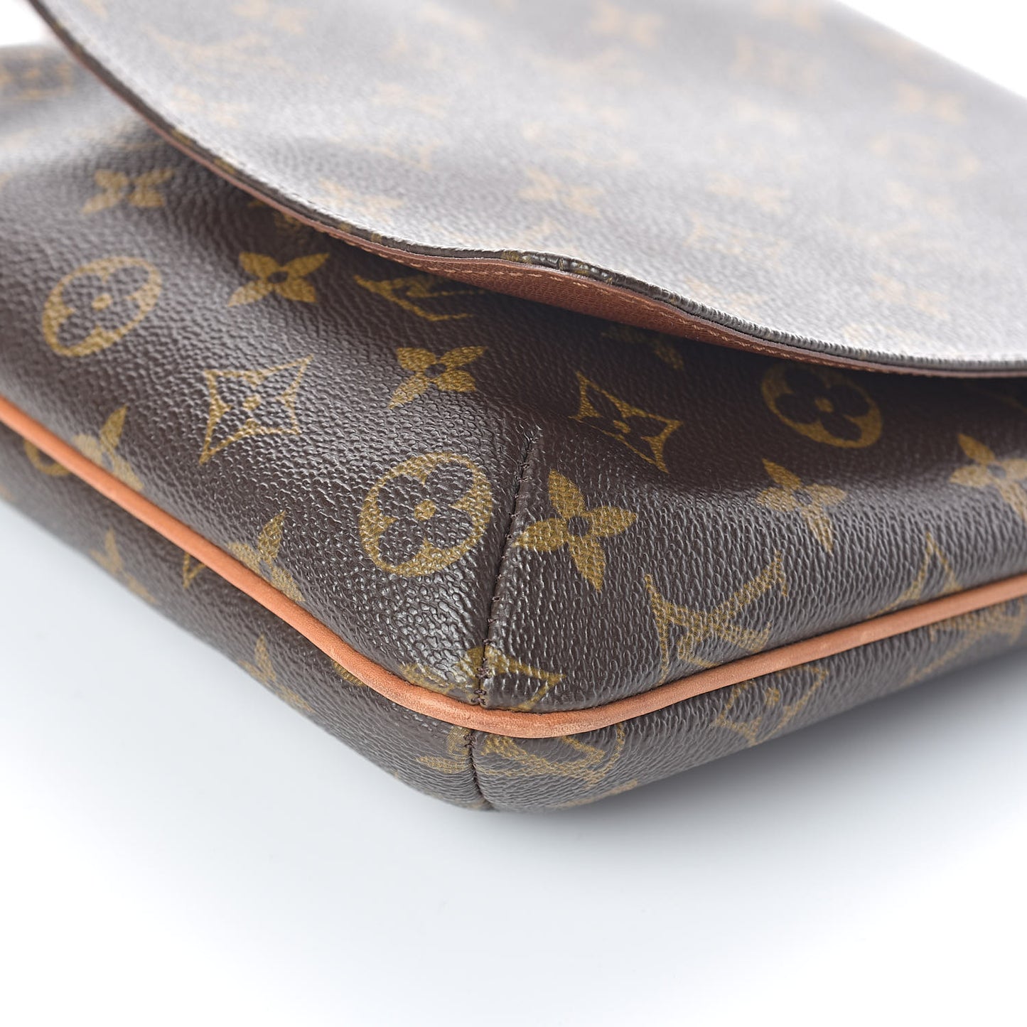 Monogram Musette Salsa