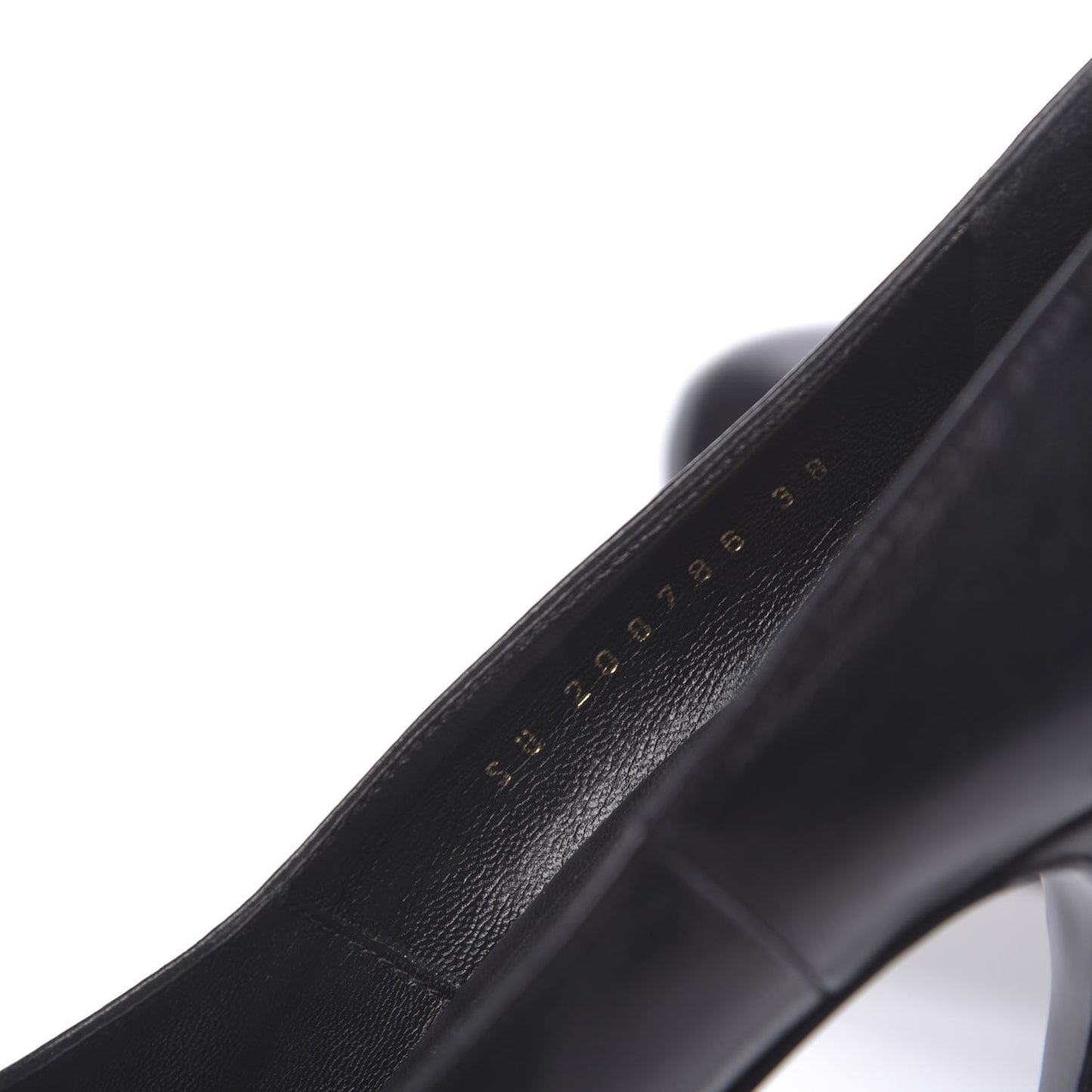 Calfskin Tribtoo 105 Pumps 38 Black