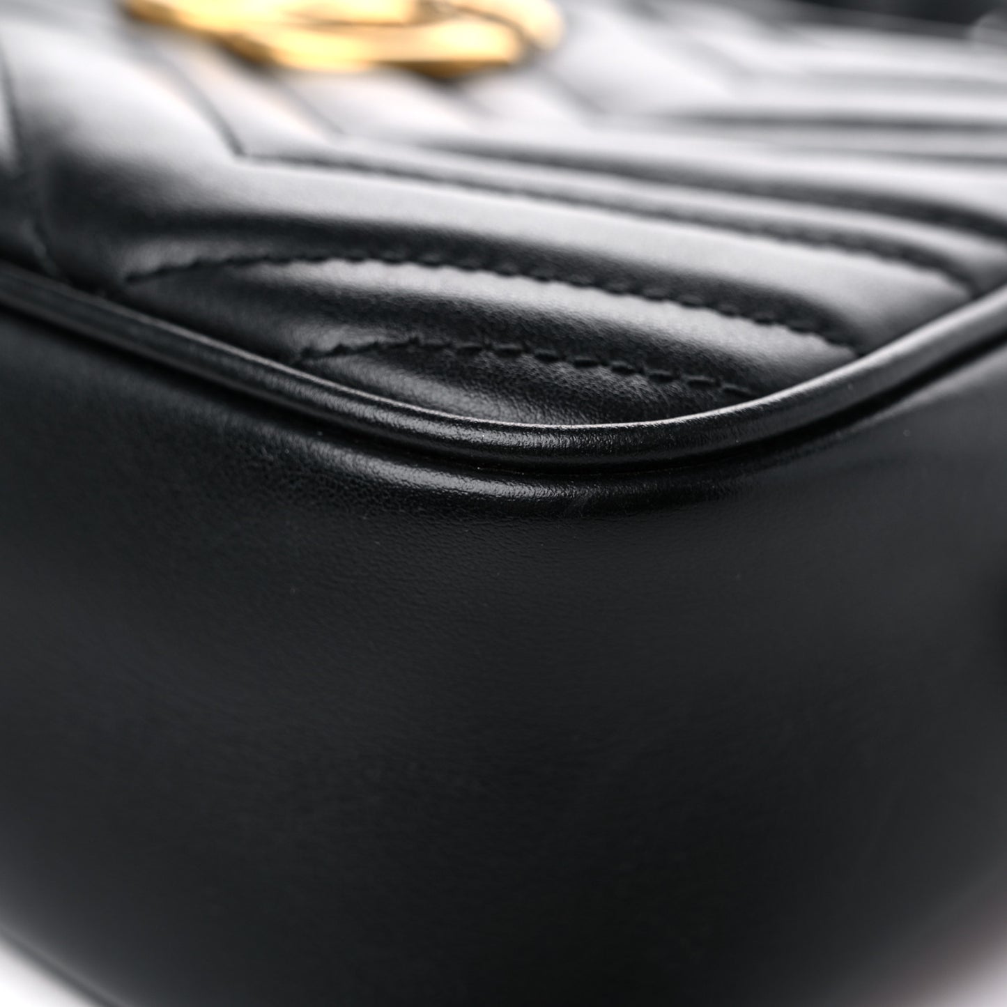 Calfskin Matelasse Small GG Marmont Chain Shoulder Bag Black