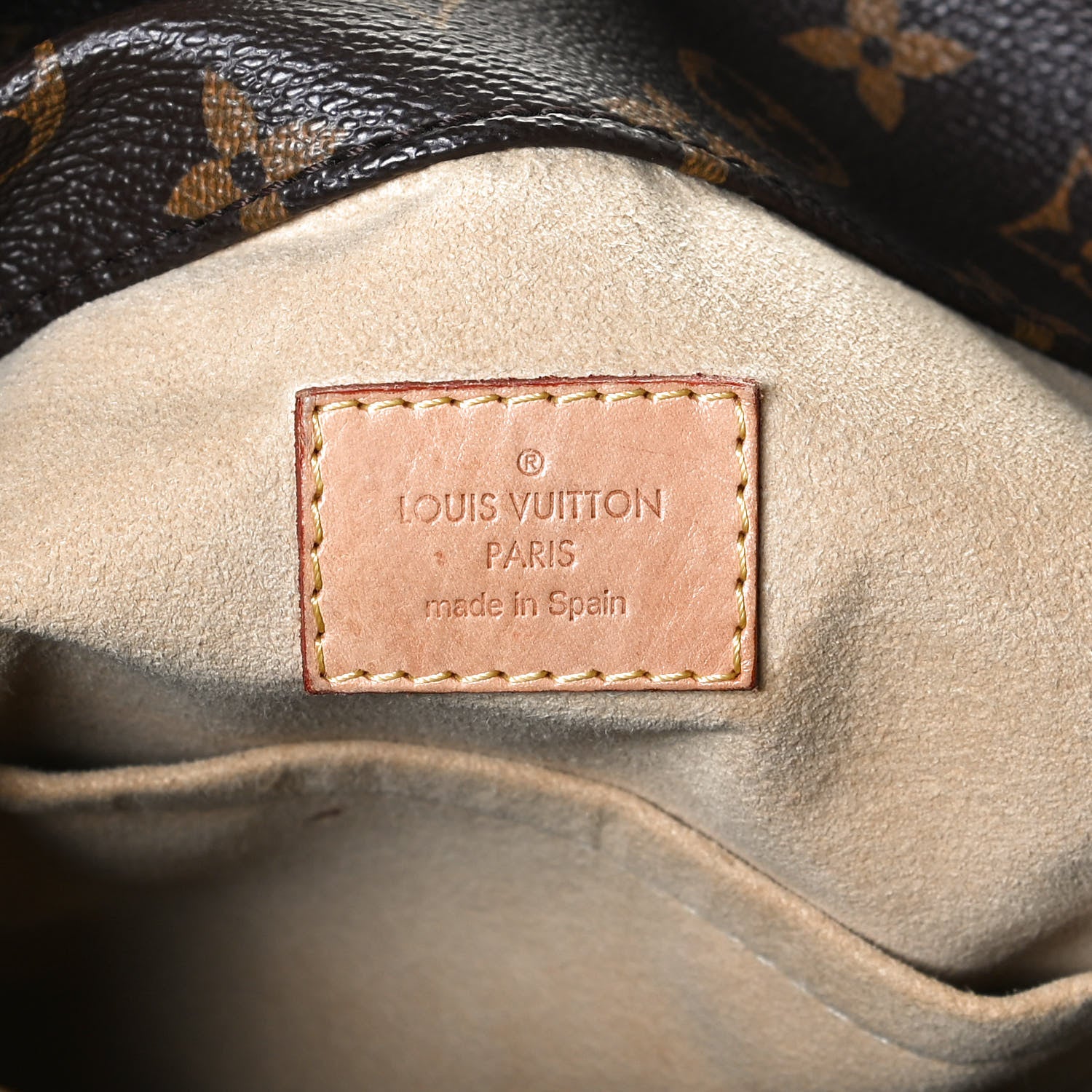 Louis Vuitton Monogram Artsy MM 6 of 9