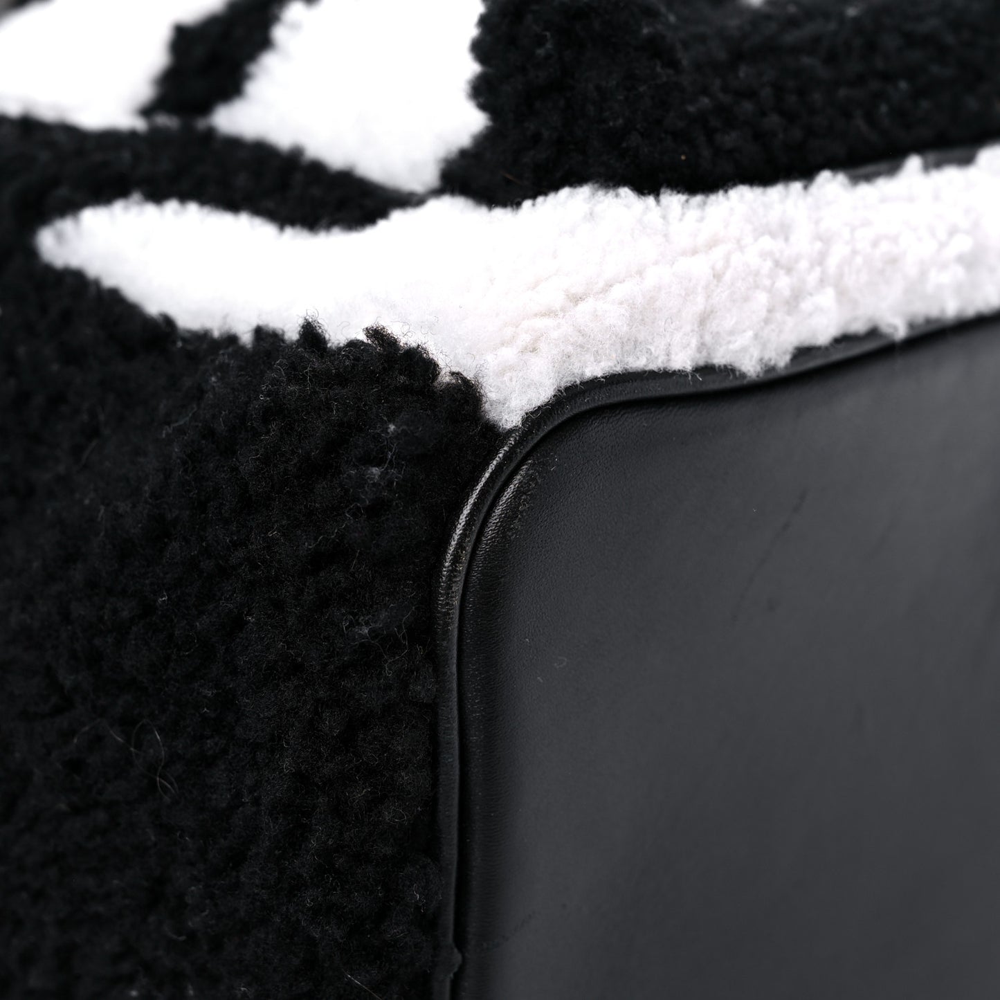 Shearling Contrast Logo Stark Backpack Black White