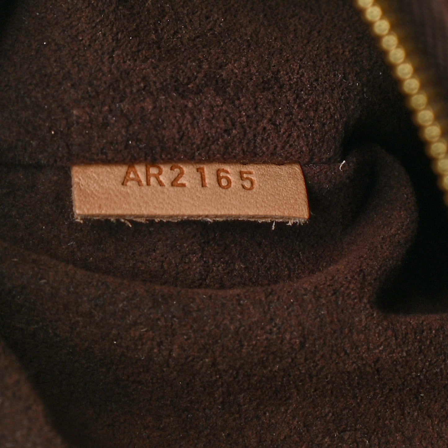 Monogram Metis