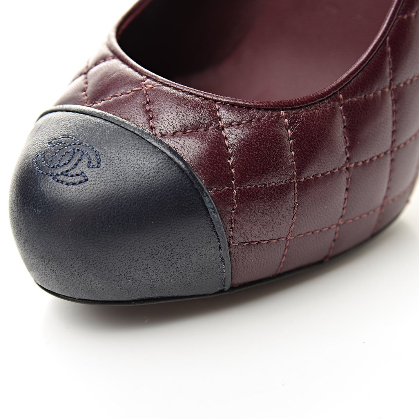 Lambskin Quilted CC Cap Toe Pumps 35 Burgundy