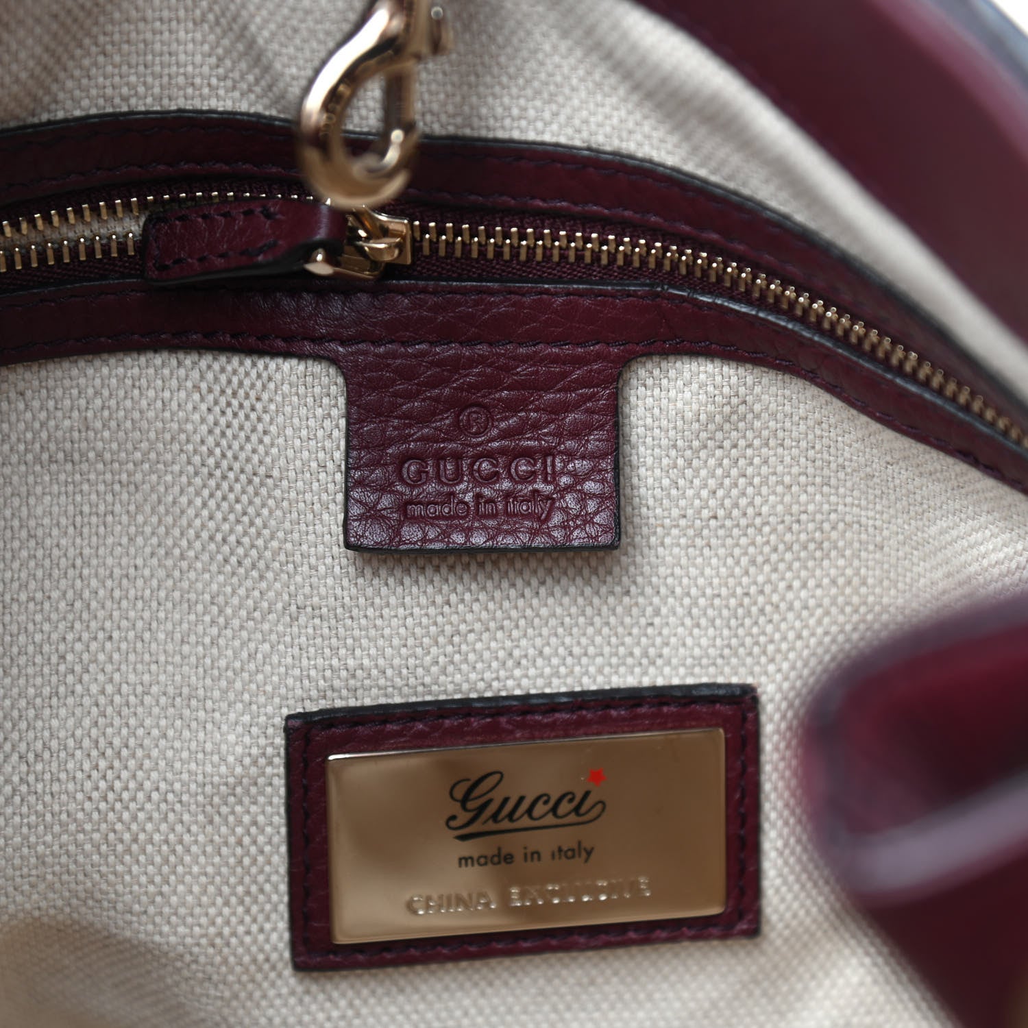Gucci Pebbled Calfskin Medium Soho Chain Shoulder Bag Scarlatto 6 of 10