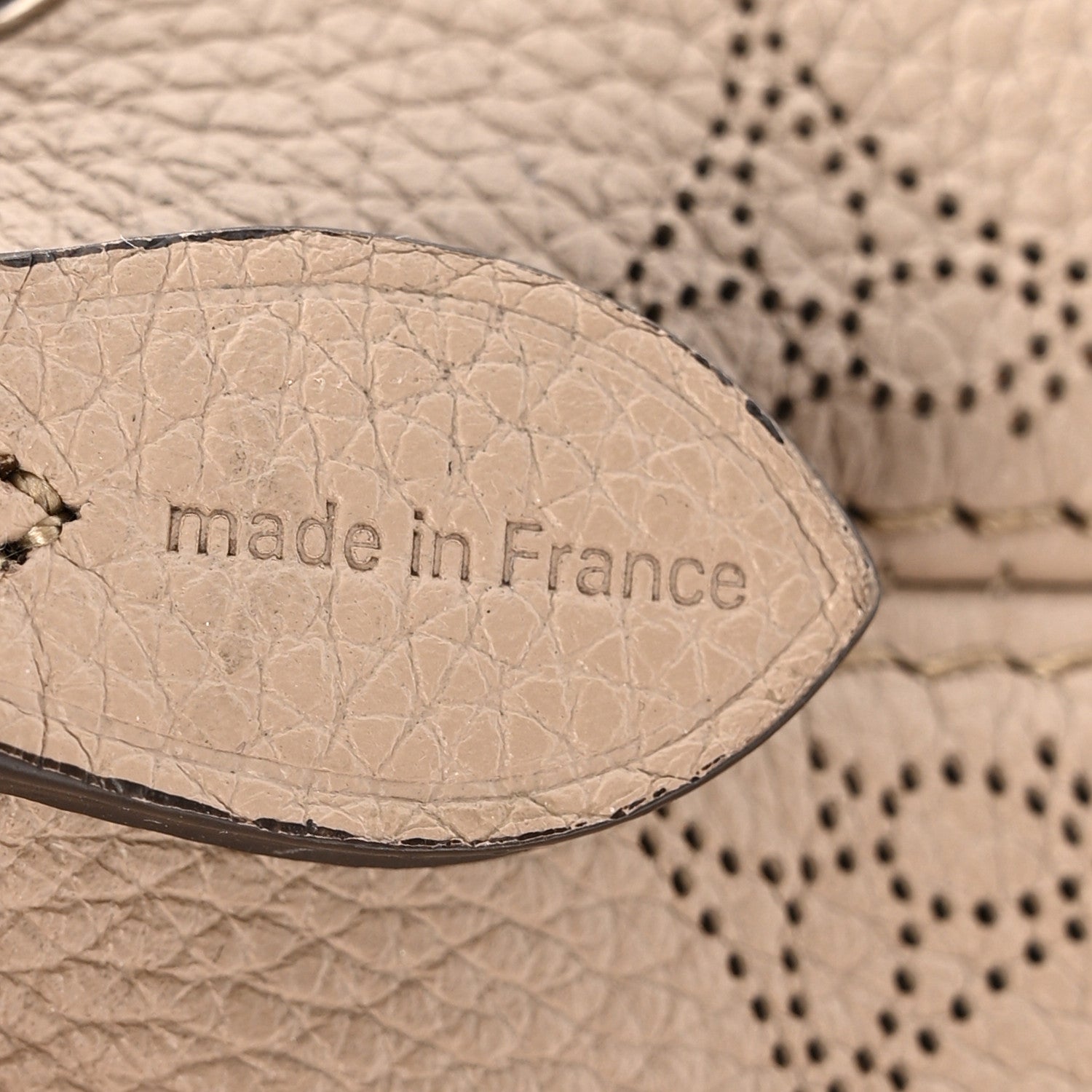 Louis Vuitton Mahina Bella Galet 7 of 12