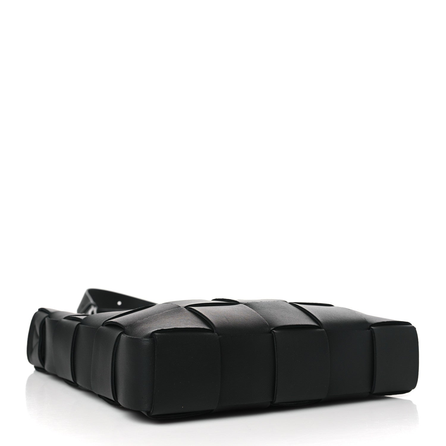 Bottega Veneta Lambskin Maxi Intrecciato Cassette Messenger Black 4 of 11