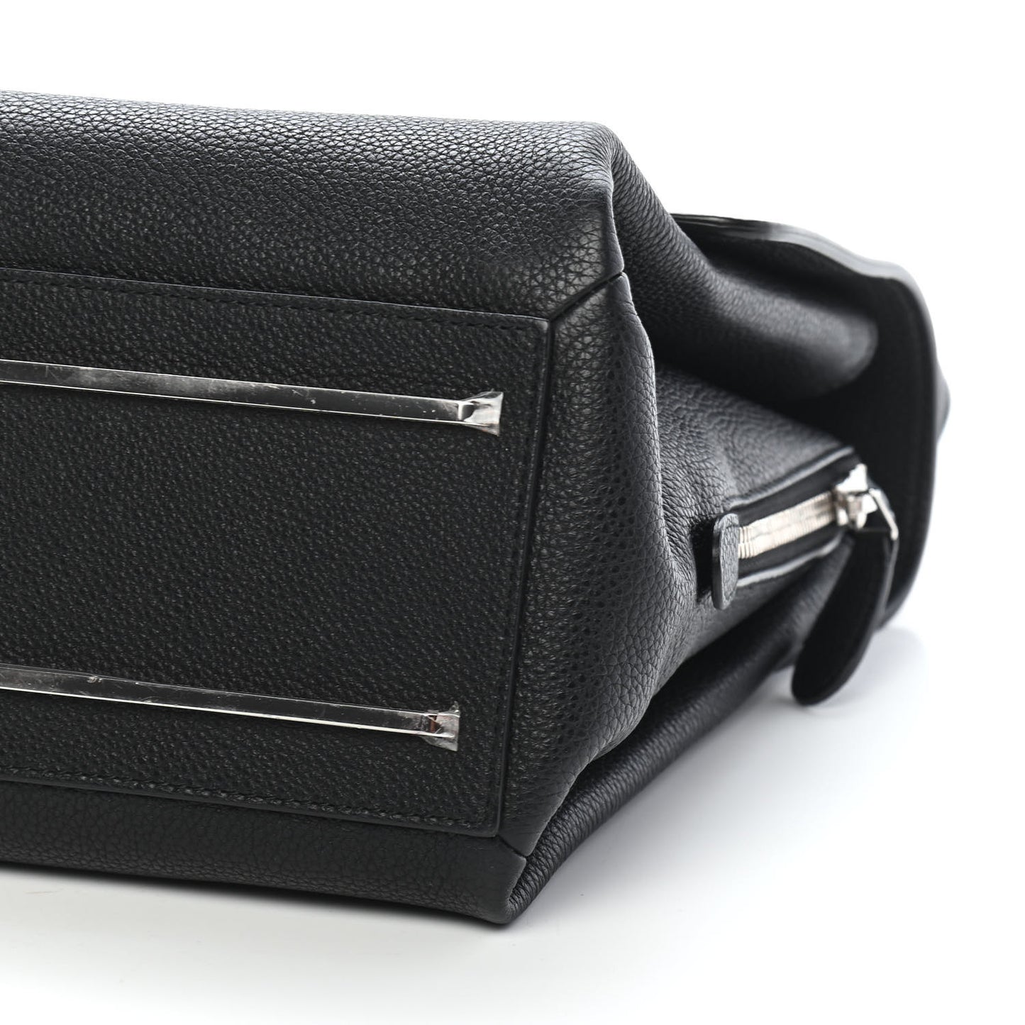 Grained Calfskin Le Dix Small Soft Cartable Black