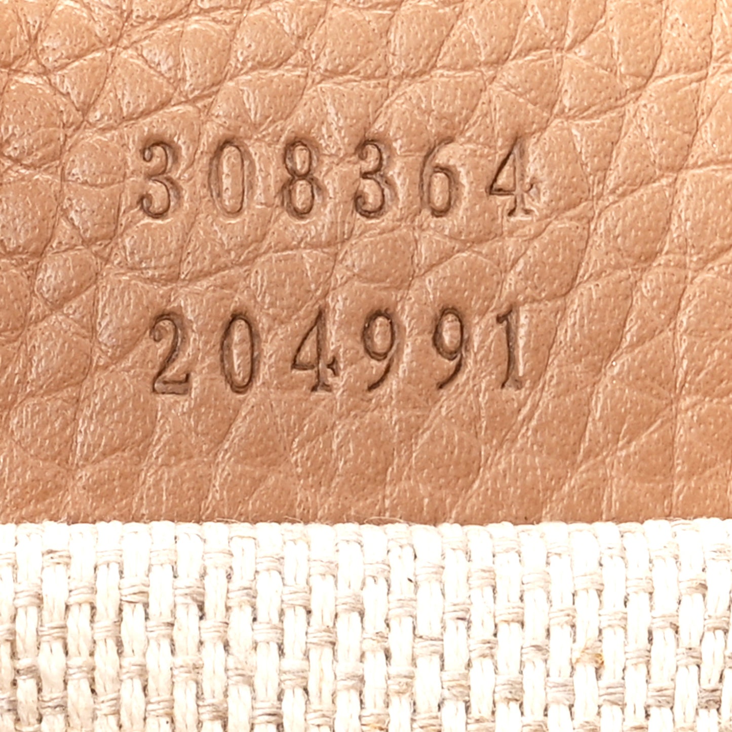 Pebbled Calfskin Small Soho Disco Bag Camelia