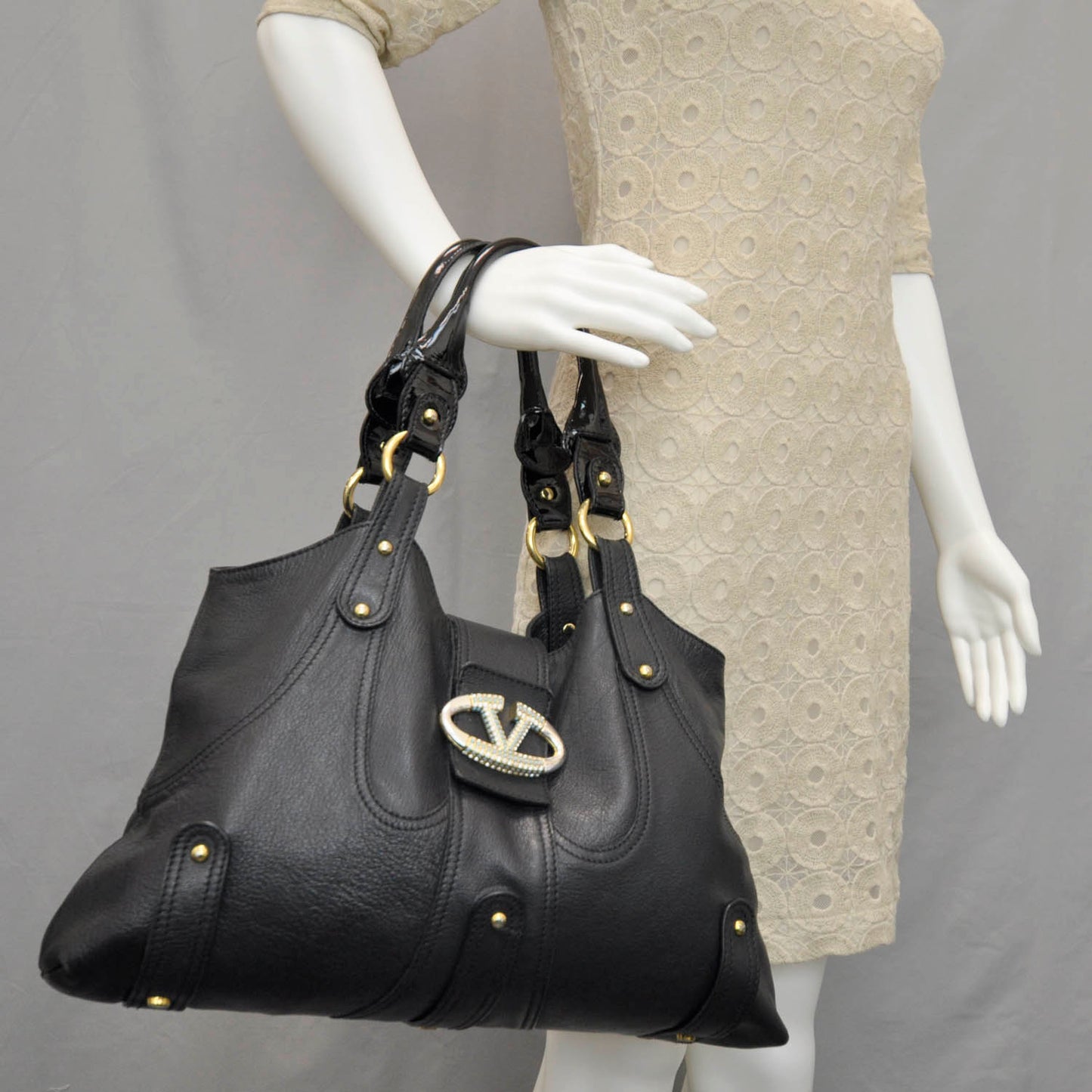 Leather Catch Hobo Black