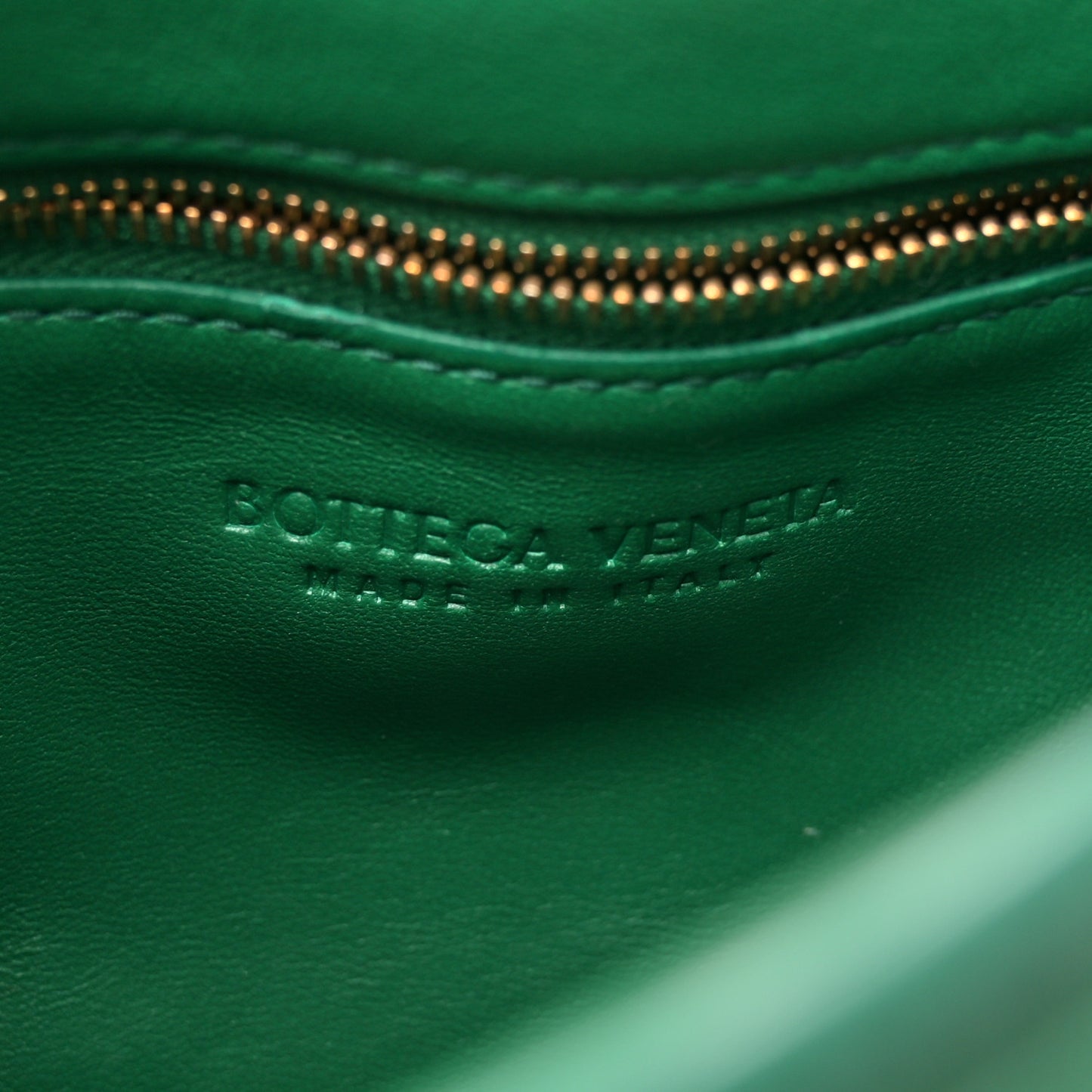 Lambskin Maxi Intreccio Padded Chain Cassette Crossbody Bag Racing Green