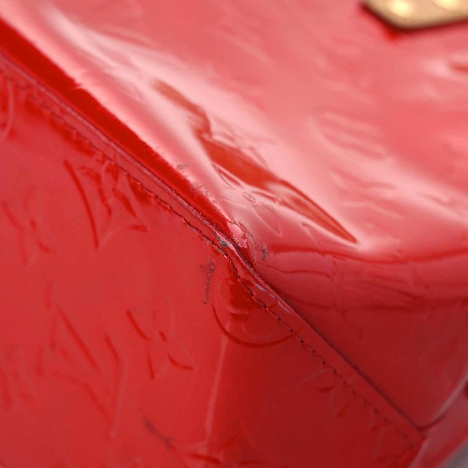 Louis Vuitton Vernis Reade PM Pomme D'Amour 14 of 26