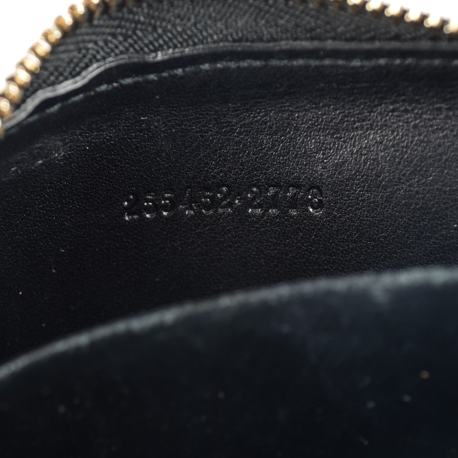 Gucci Guccissima Zip Around Card Case Black 7 of 7