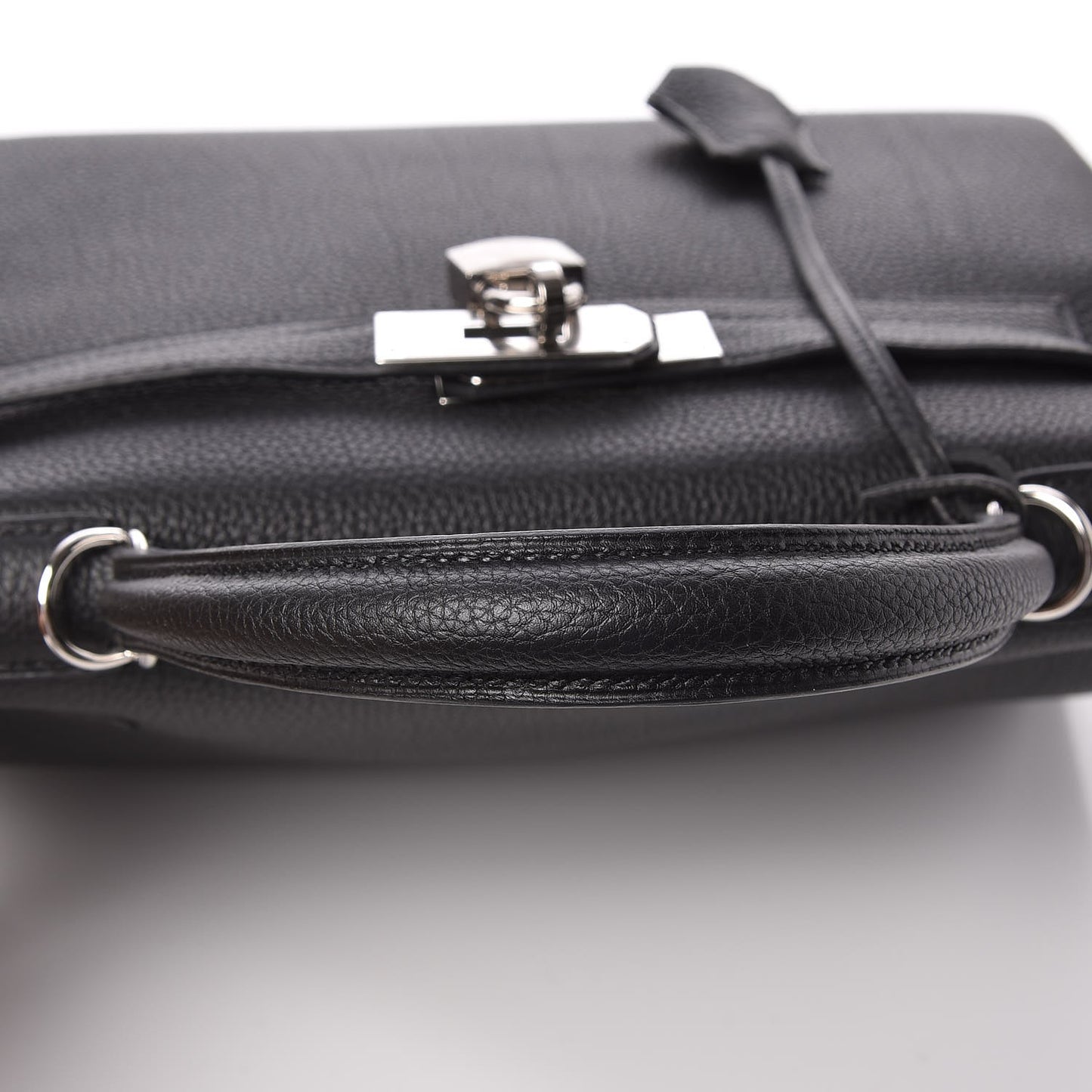 Togo Kelly Retourne 28 Black