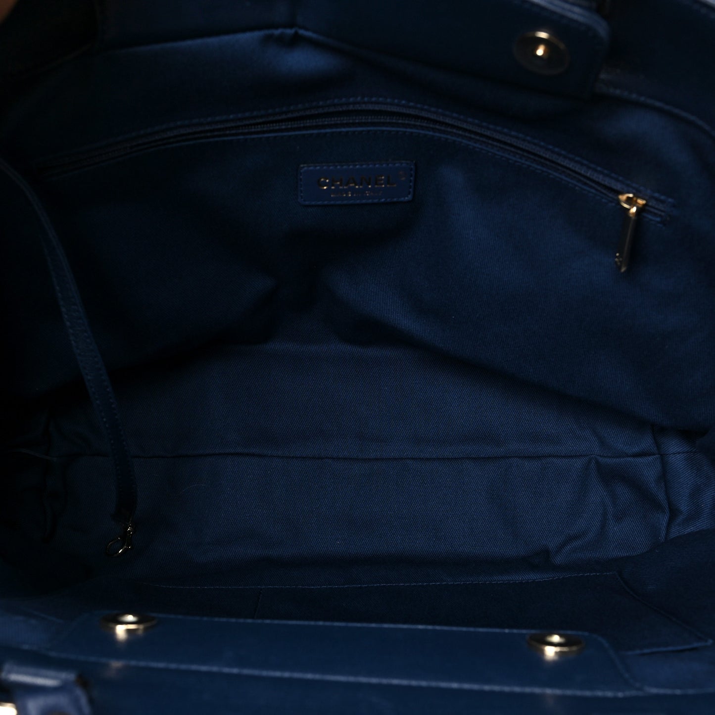 Calfskin Caviar Quilted Large Shopping Tote Blue