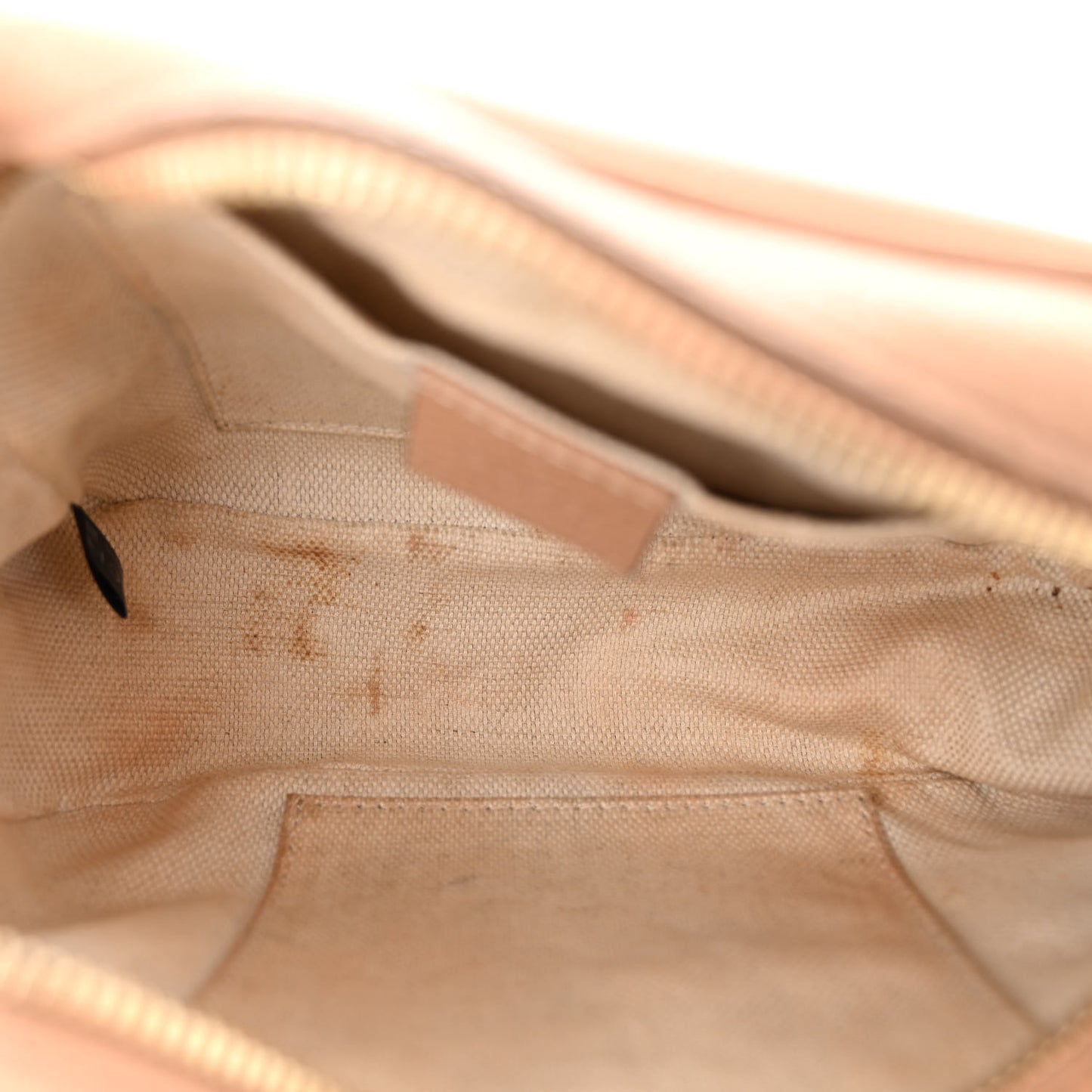 Pebbled Calfskin Small Soho Disco Bag Camelia