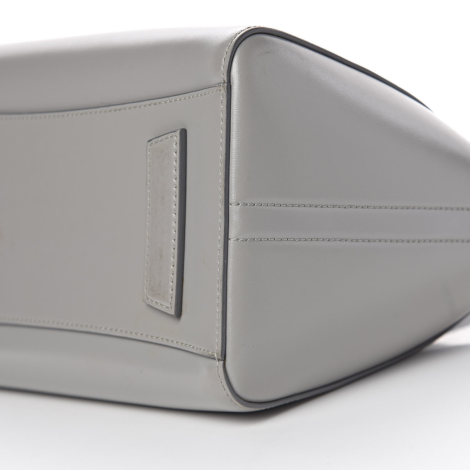 Givenchy Shiny Lord Calfskin Small Antigona Pearl Grey 18 of 19