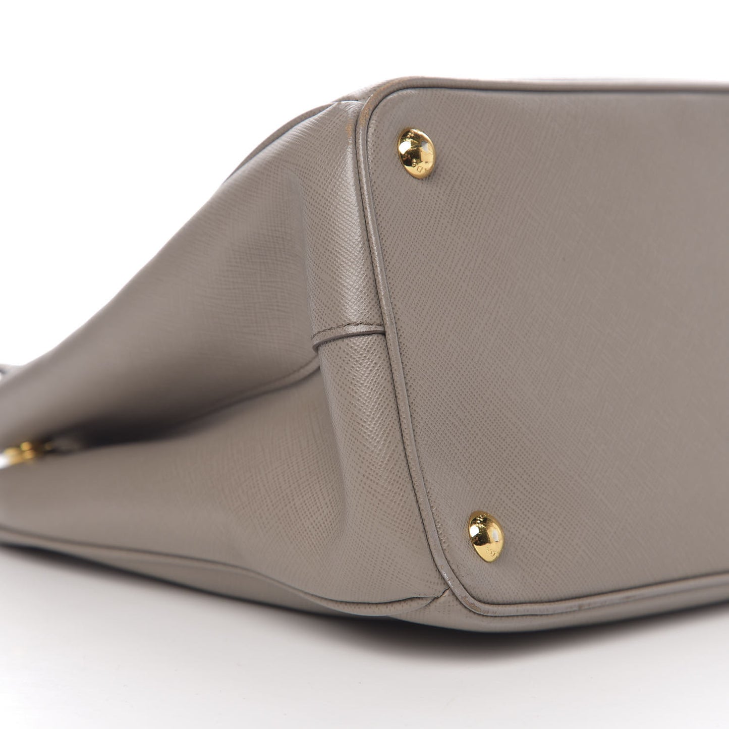 Saffiano Medium Galleria Double Zip Tote Argilla
