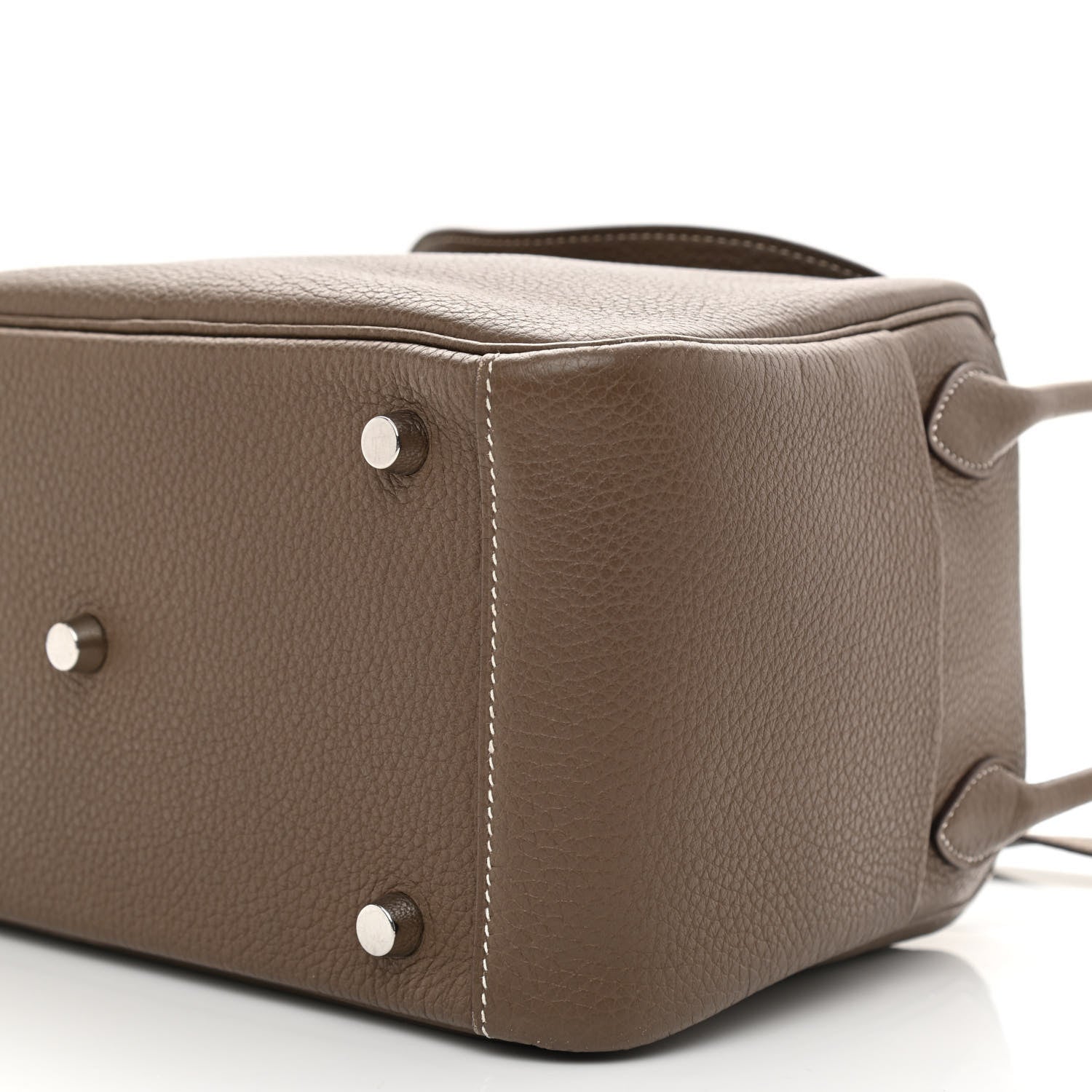 Hermes Taurillon Clemence Lindy 26 Etoupe 9 of 12