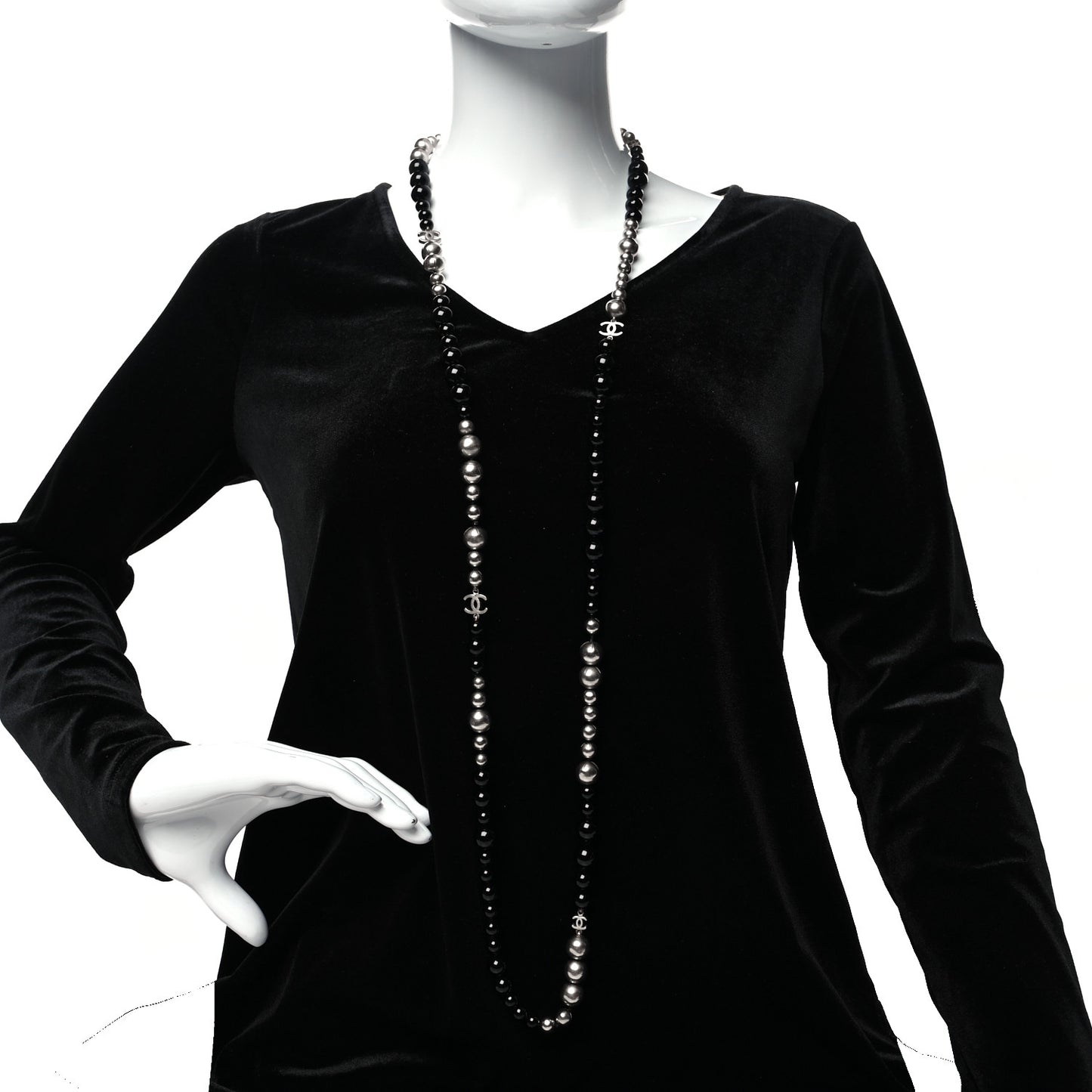 Ruthenium Beaded CC Long Necklace Black
