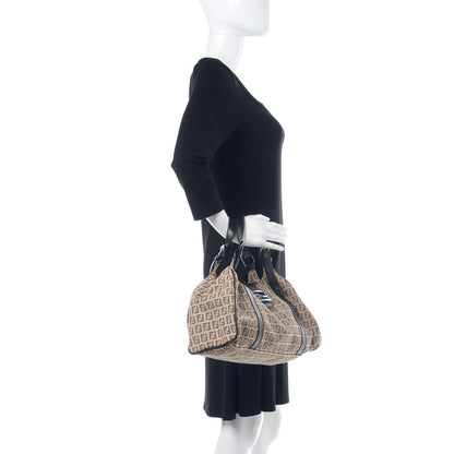 Fendi Zucchino Vitello Shoulder Bag Beige Black 2 of 9