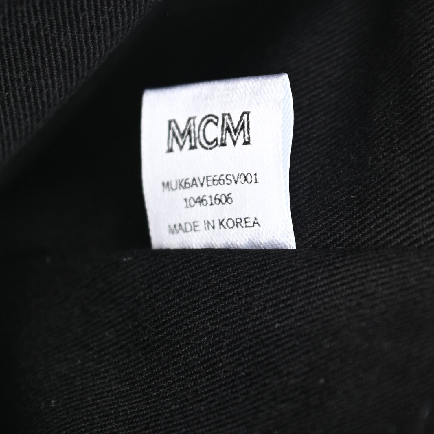 MCM Metallic Visetos Medium Fox Fur Insignia Side Stud Stark Backpack Silver Black 7 of 11