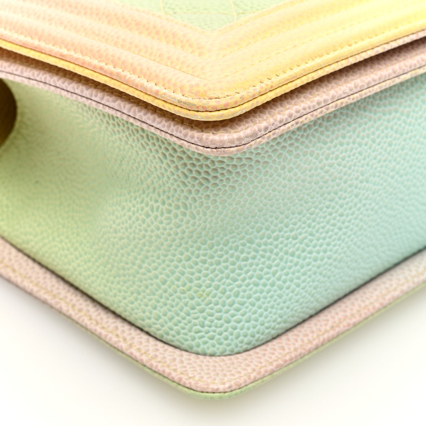 Caviar Quilted Medium Cuba Rainbow Boy Flap Multicolor