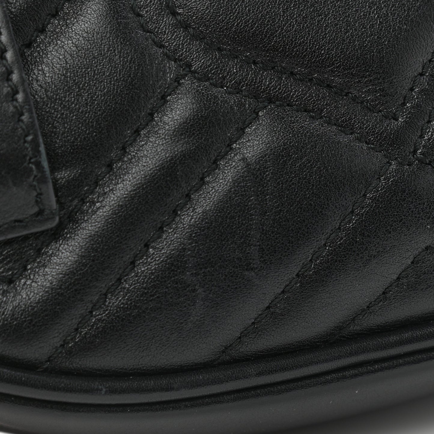 Calfskin Matelasse GG Marmont Belt Bag 85 34 Black