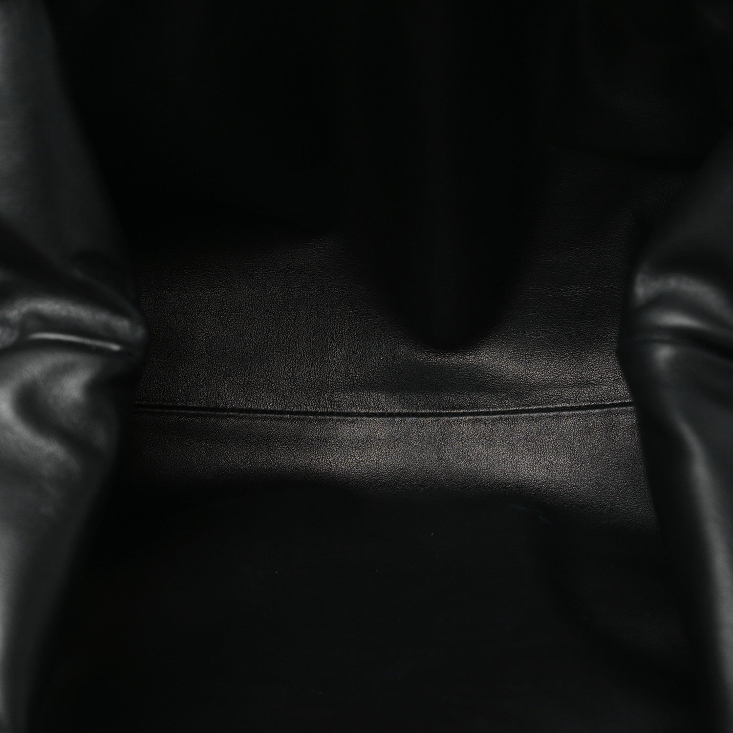 Bottega Veneta Metallic Bark Calfskin Embossed The Pouch Oversized Clutch Silver 4 of 9