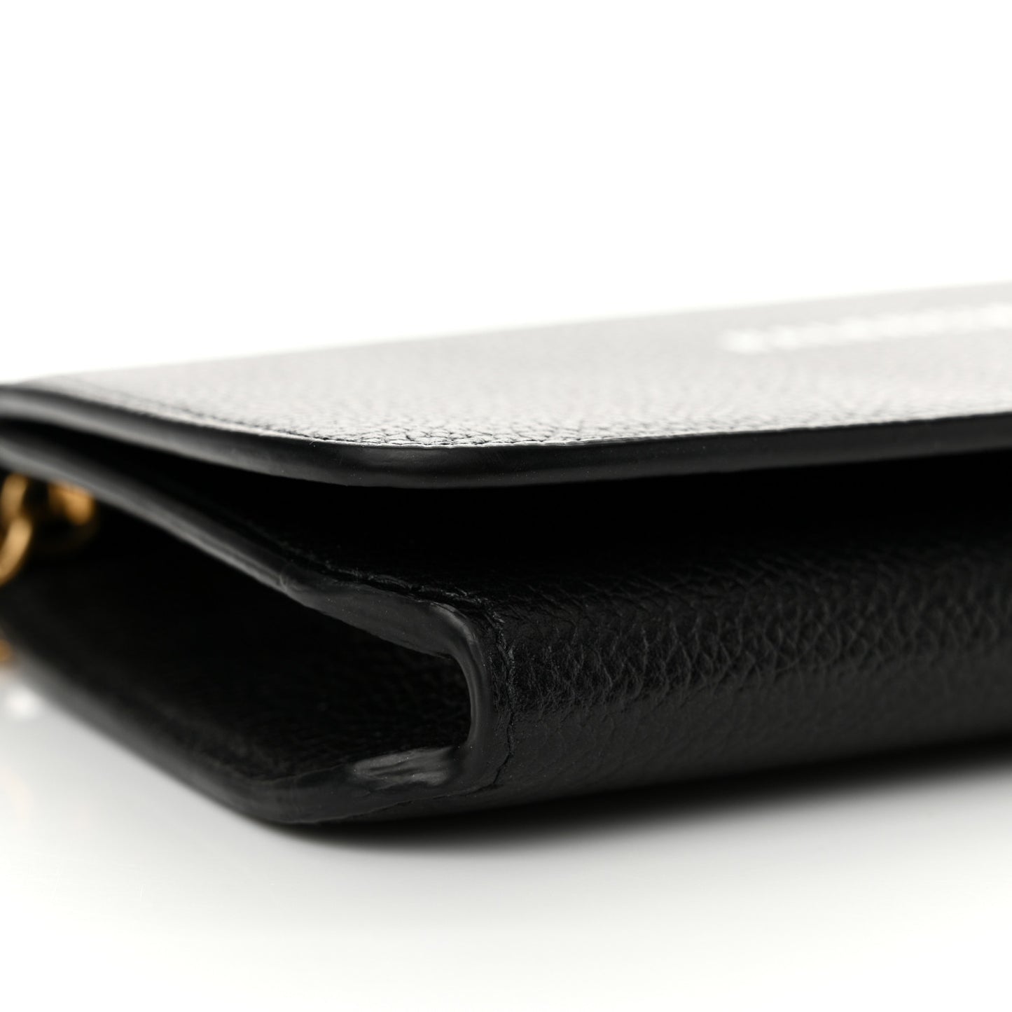 Grained Calfskin Logo Cash Phone Holder Wallet On Chain Black White