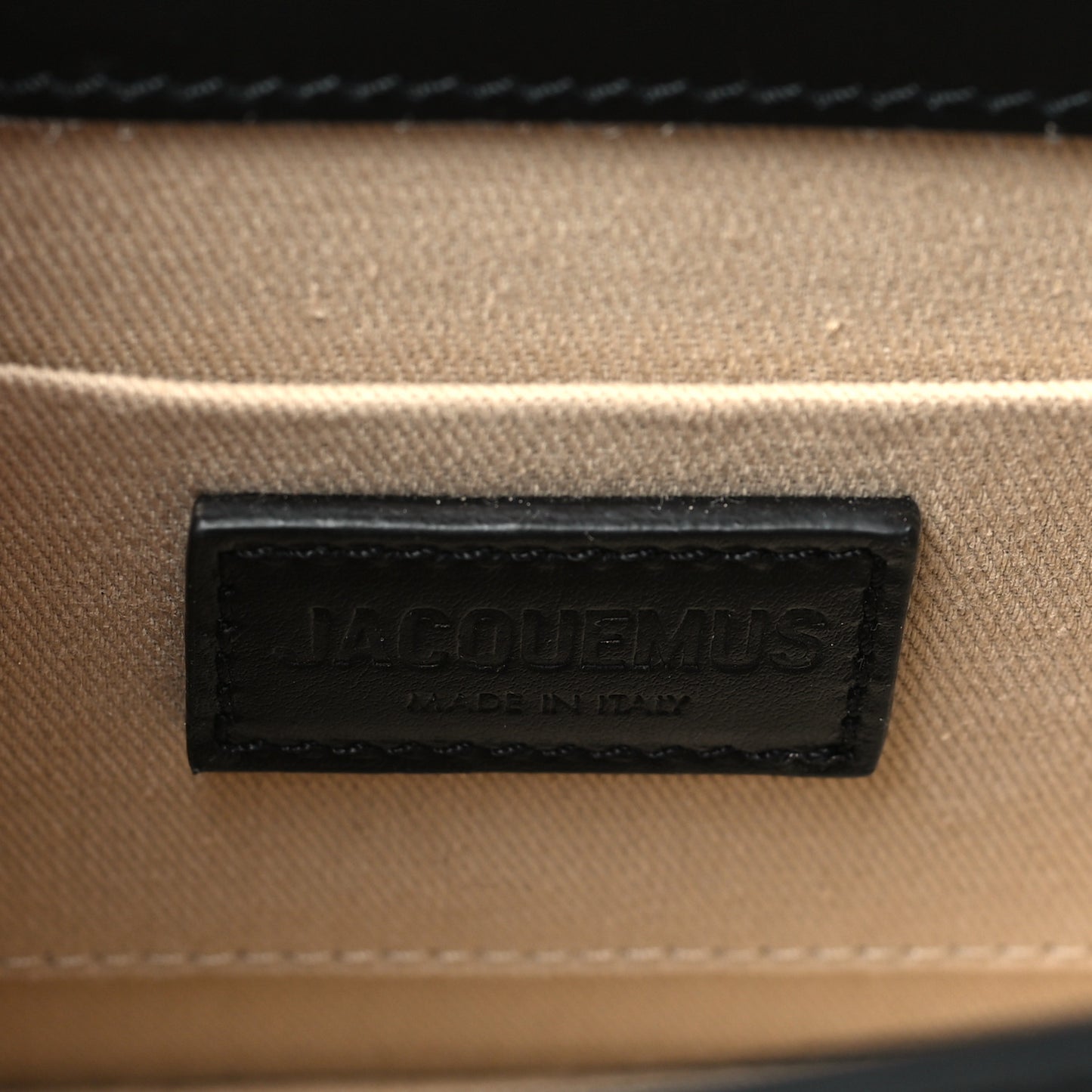 Smooth Calfskin Le Chiquito Noeud Black