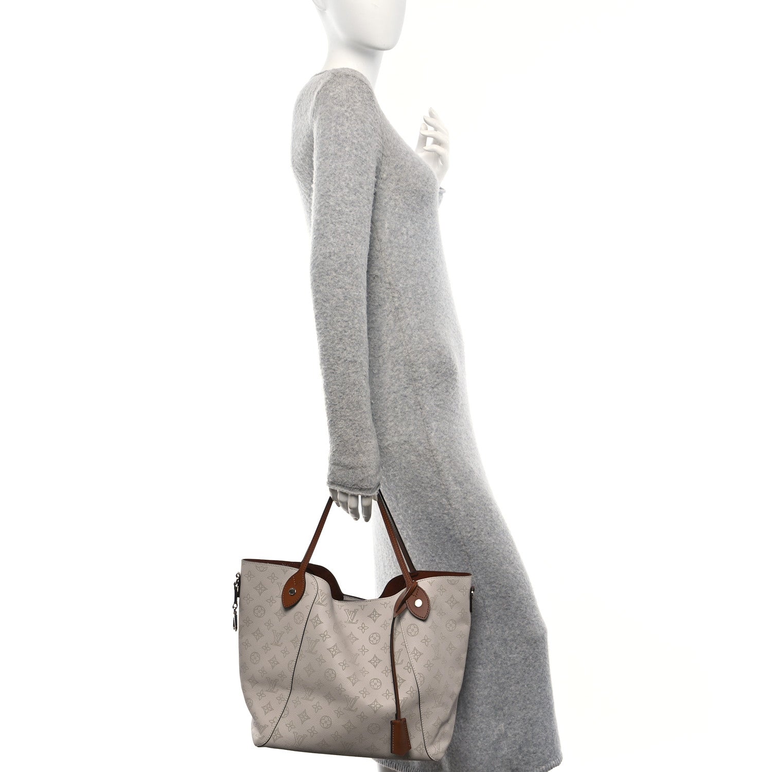 Louis Vuitton Mahina Hina MM Mist 2 of 10