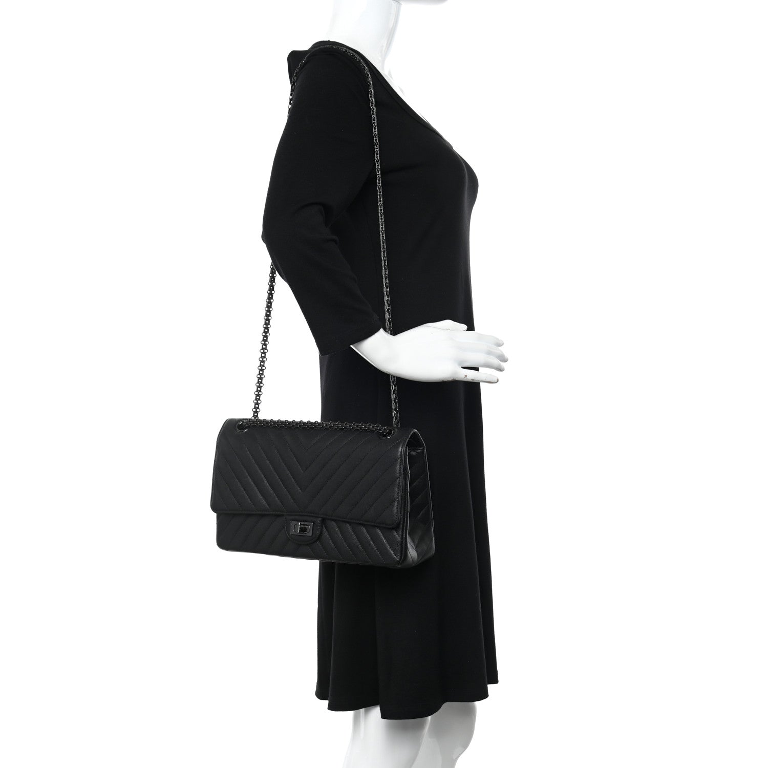 Chanel Sheepskin Chevron Quilted 2.55 Reissue 226 Flap So Black 2 of 13