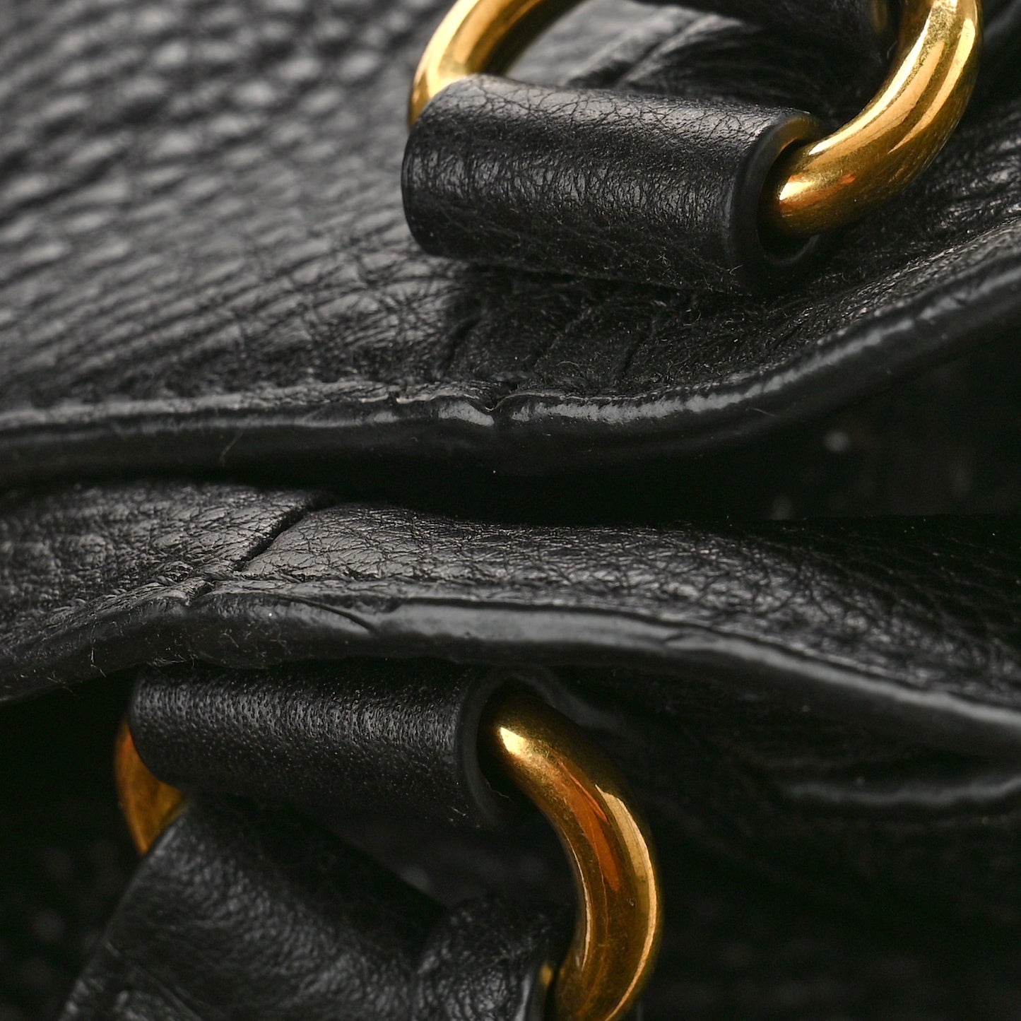 Vitello Daino Side Pocket Tote Black